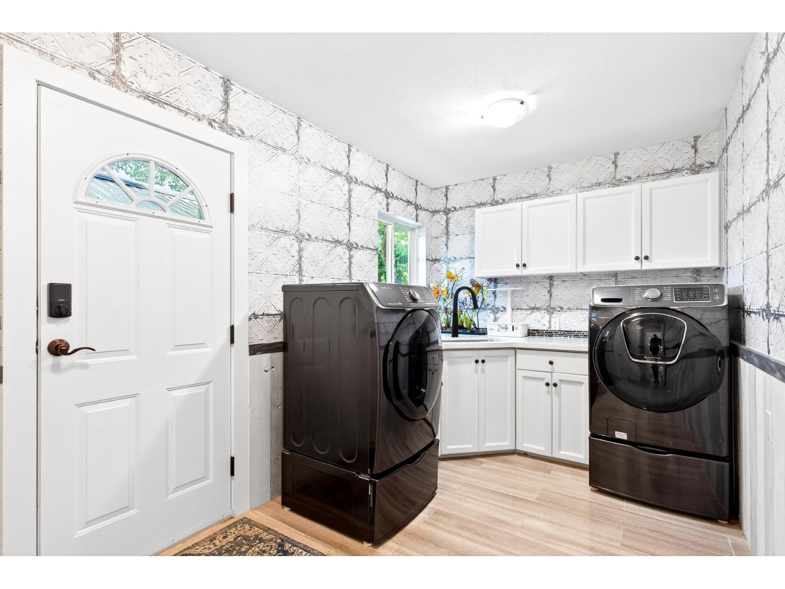 14055 29a Avenue, Surrey, British Columbia  V4P 2J8 - Photo 16 - R3060716