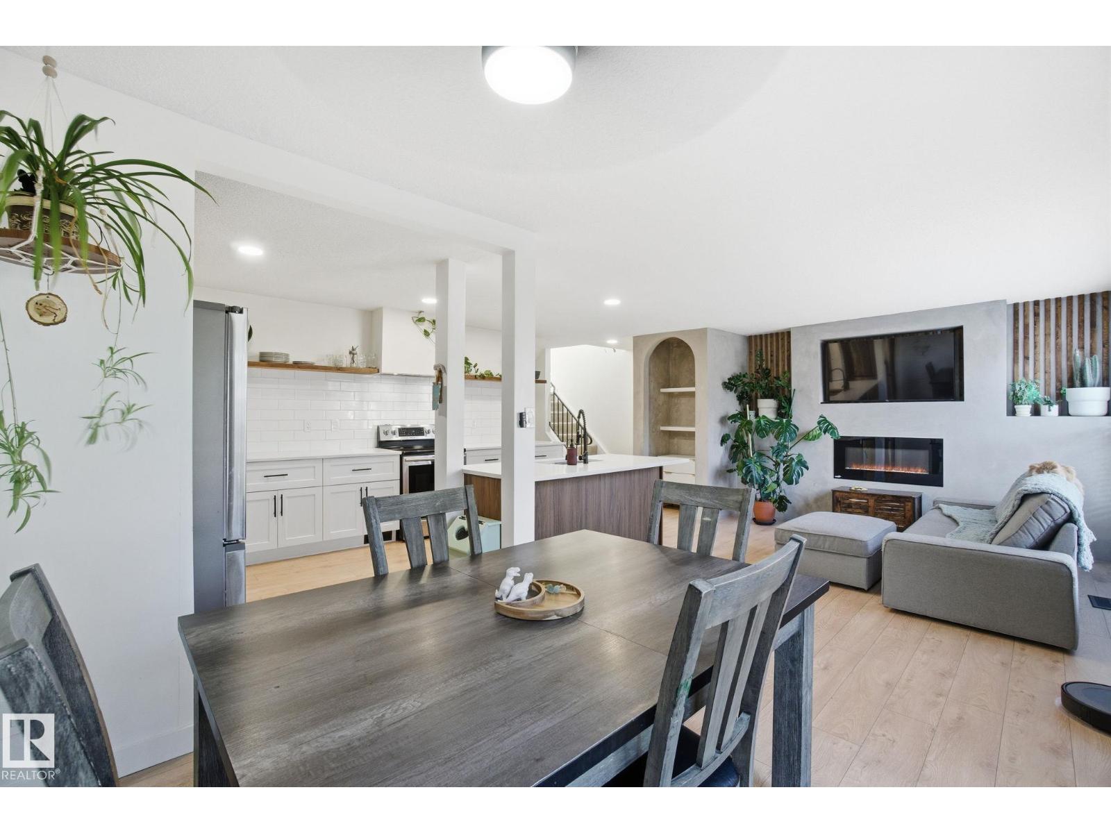 272 Grandin Vg, St. Albert, Alberta  T8N 2R6 - Photo 12 - E4463016