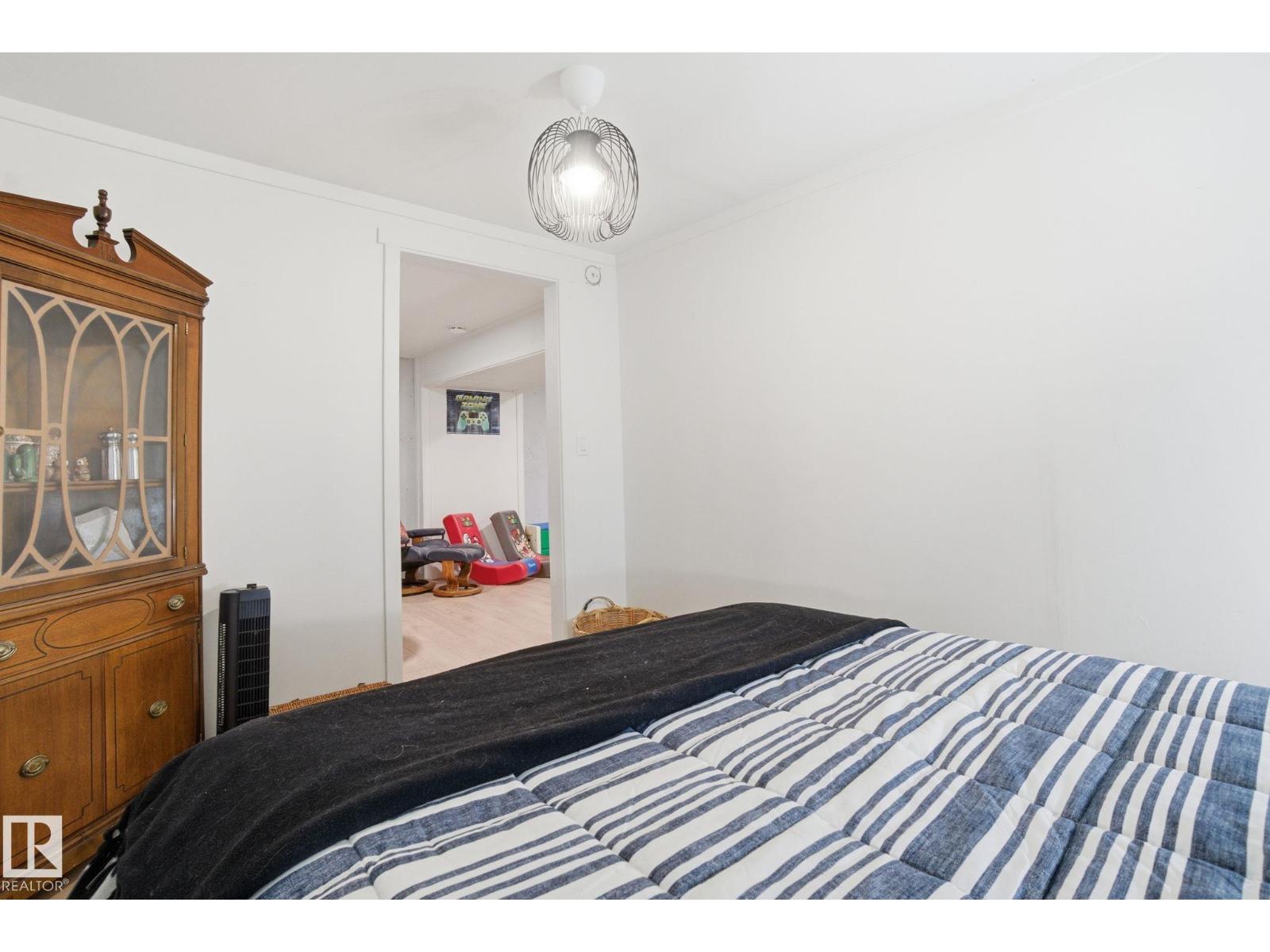 272 Grandin Vg, St. Albert, Alberta  T8N 2R6 - Photo 34 - E4463016