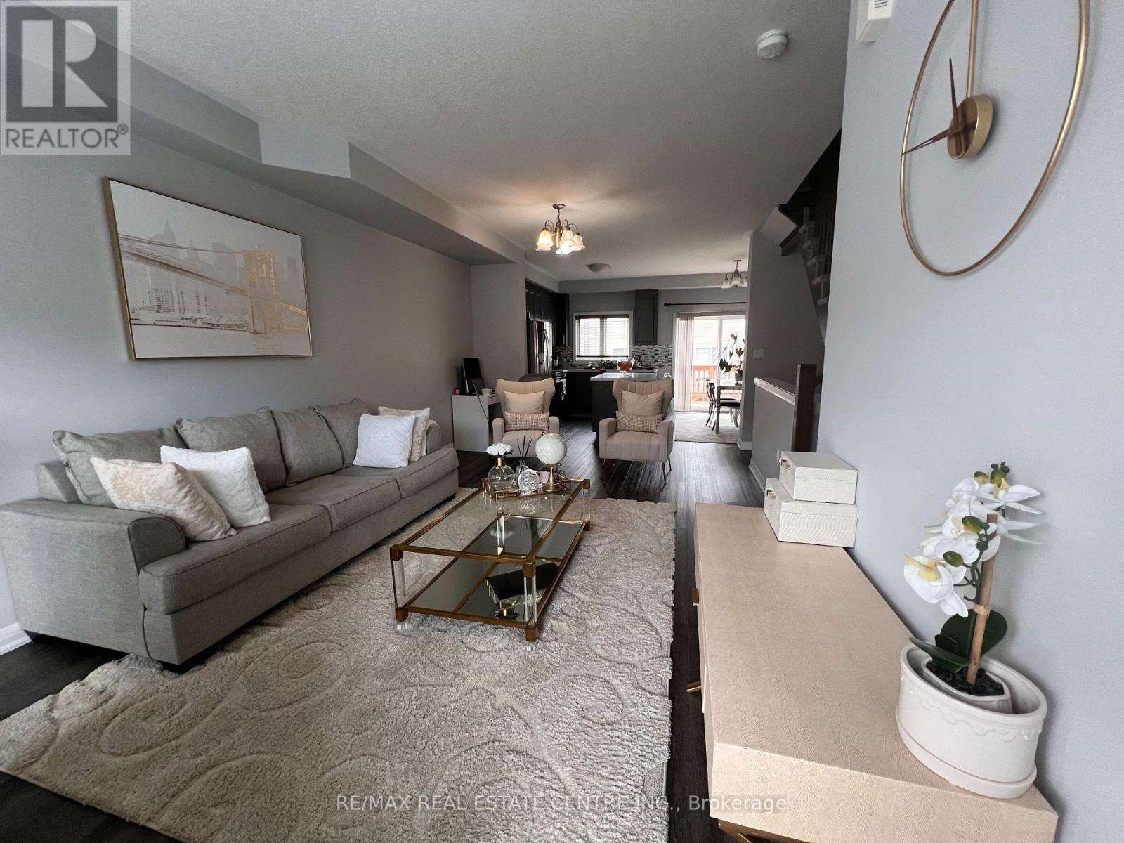 60 AQUARIUS CRESCENT, Hamilton, Ontario