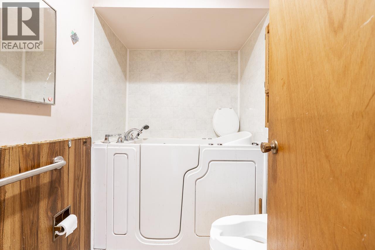 2318 Wall Street, Vancouver, British Columbia  V5L 1B7 - Photo 13 - R3060205