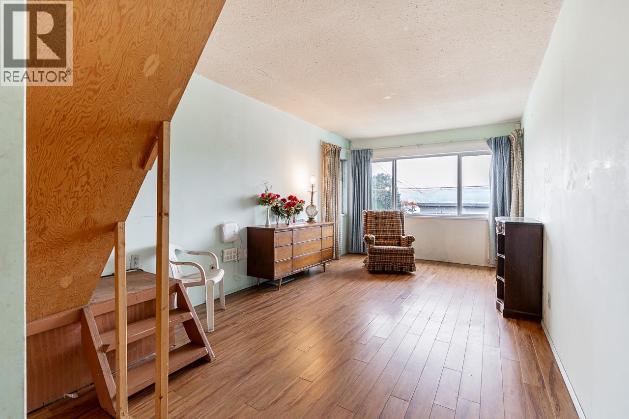 2318 Wall Street, Vancouver, British Columbia  V5L 1B7 - Photo 10 - R3060205