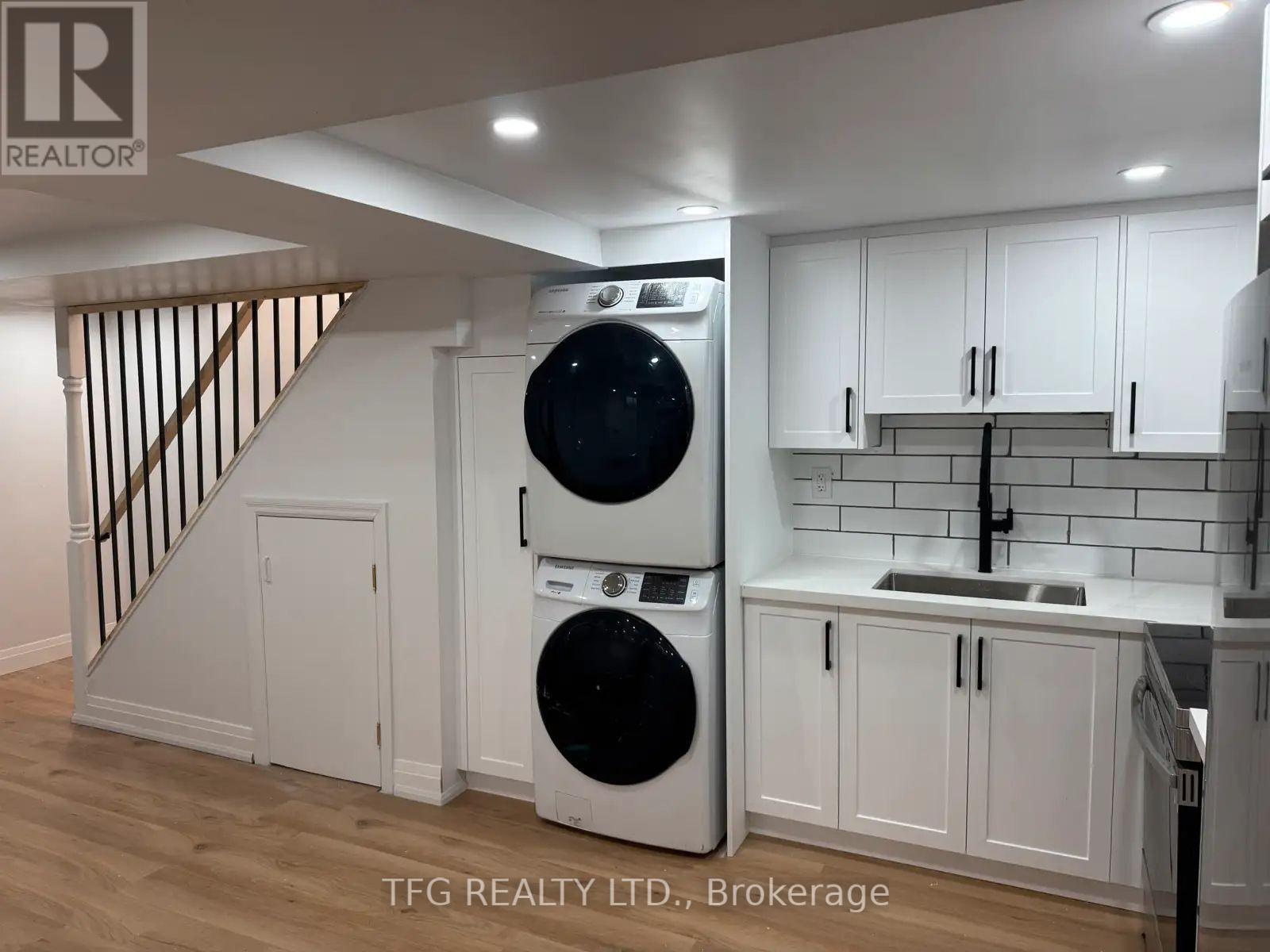 Basement - 906 Hutchison Avenue, Whitby, Ontario  L1N 2A2 - Photo 2 - E12475159