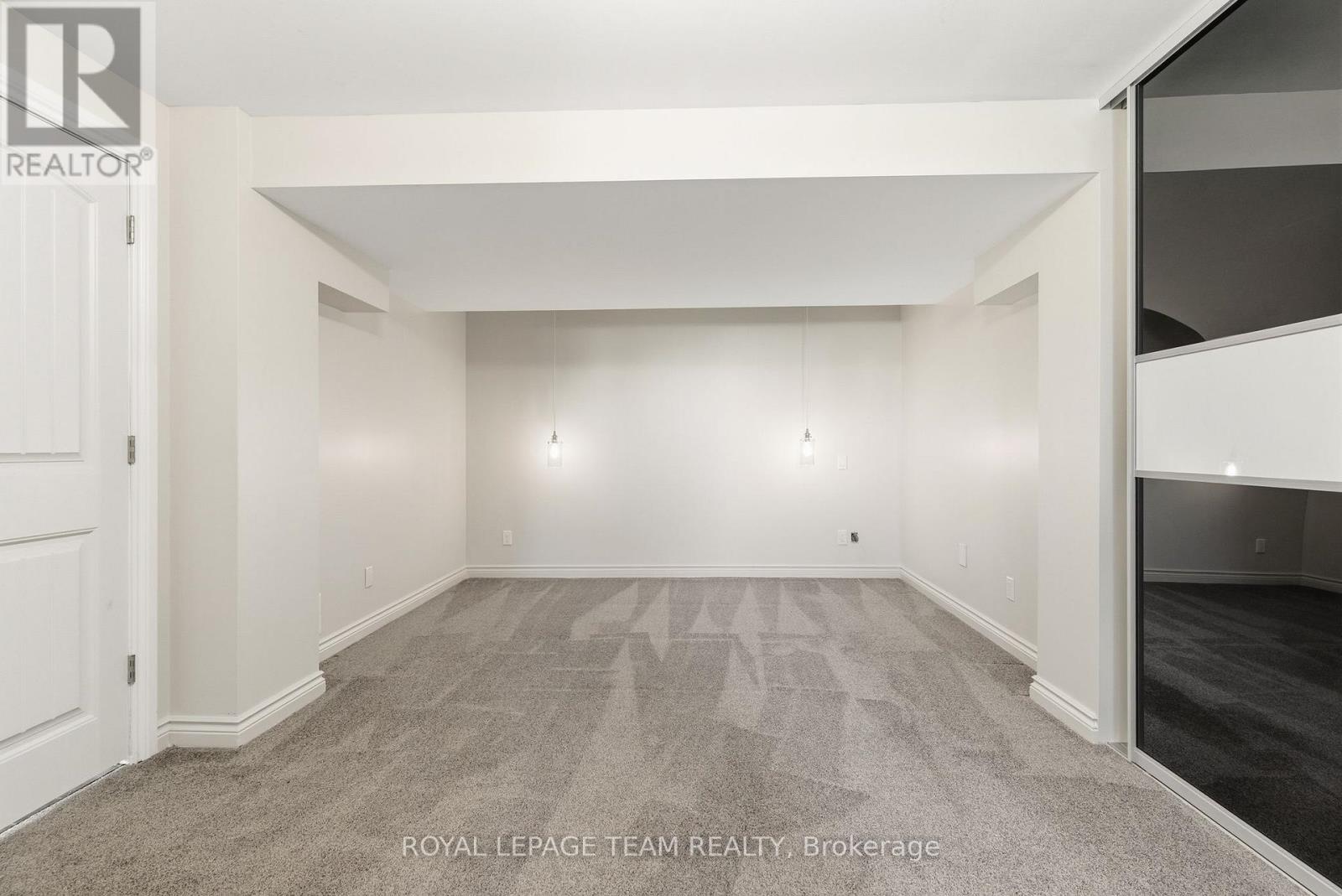 6903 Lake Forest Walk, Ottawa, Ontario  K4P 1R7 - Photo 35 - X12475187
