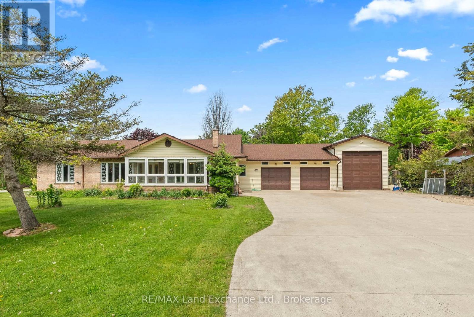 401 WINNEBAGO ROAD, Huron-Kinloss, Ontario