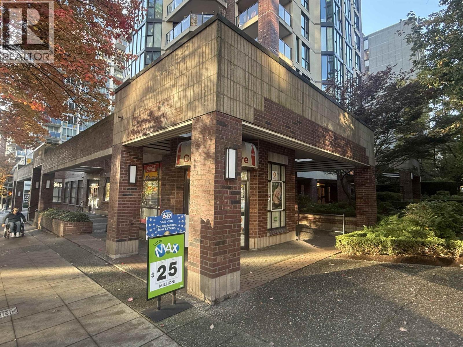 1253 Burrard Street, Vancouver, British Columbia  V6Z 1Z5 - Photo 2 - C8073214
