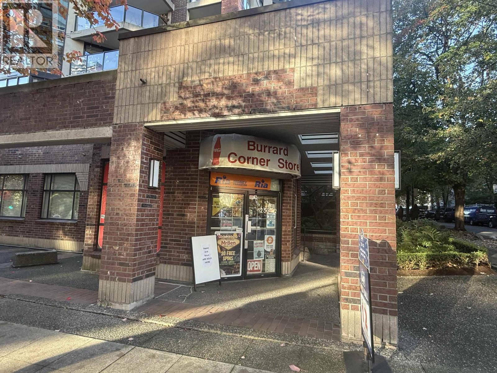 1253 Burrard Street, Vancouver, British Columbia  V6Z 1Z5 - Photo 1 - C8073214