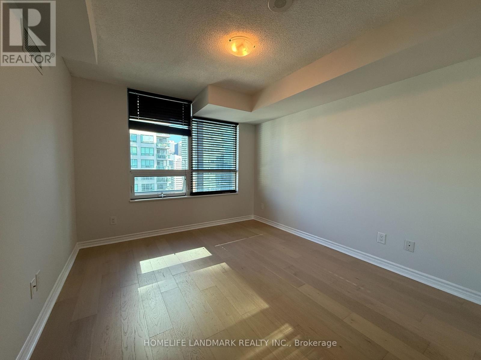 2605 - 19 Grand Trunk Crescent, Toronto, Ontario  M5J 3A3 - Photo 15 - C12475122