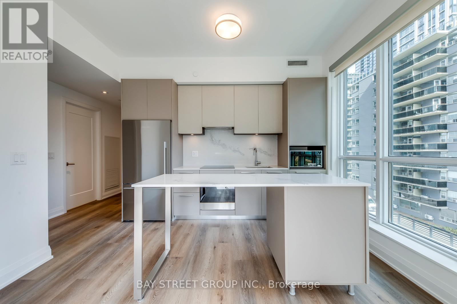 307 - 65 Broadway Avenue, Toronto, Ontario  M4P 1T9 - Photo 9 - C12475127