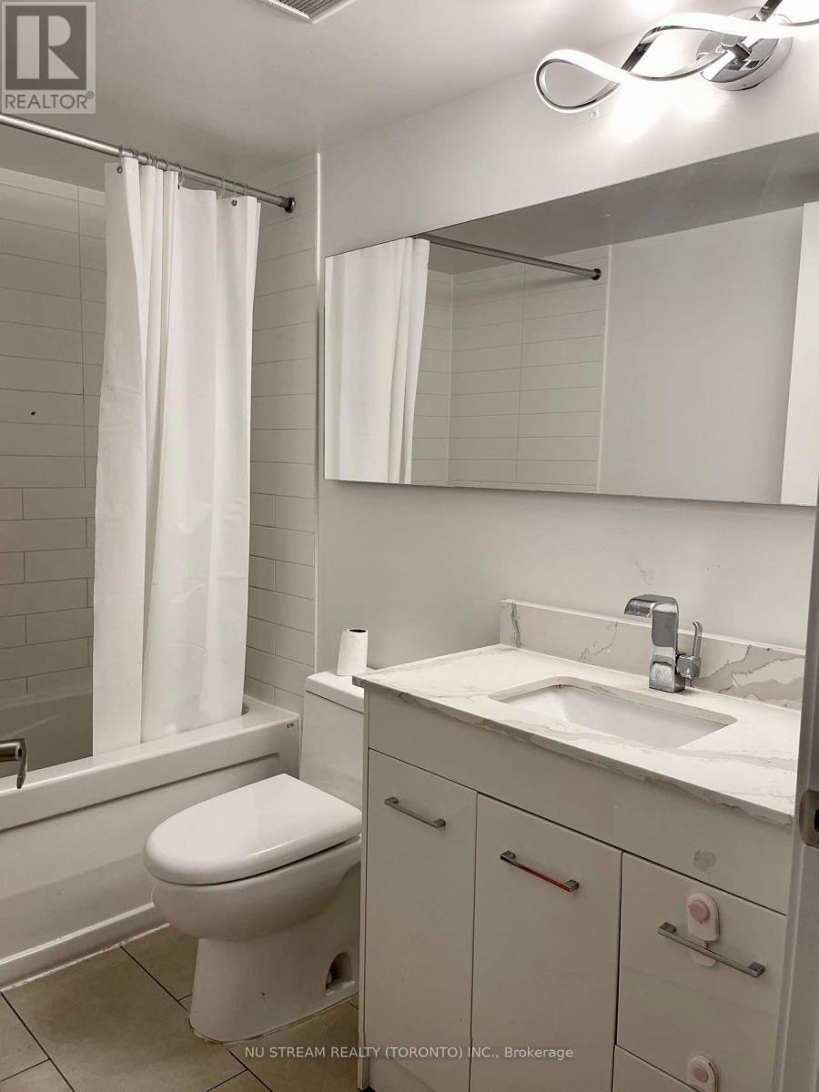 2912 - 15 Fort York Boulevard, Toronto, Ontario  M5V 3Y4 - Photo 4 - C12475128