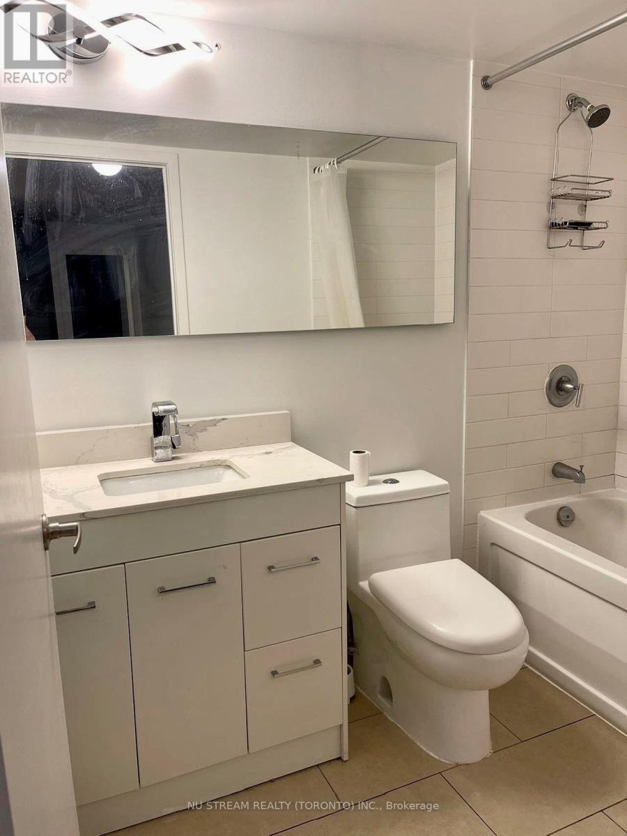 2912 - 15 Fort York Boulevard, Toronto, Ontario  M5V 3Y4 - Photo 5 - C12475128