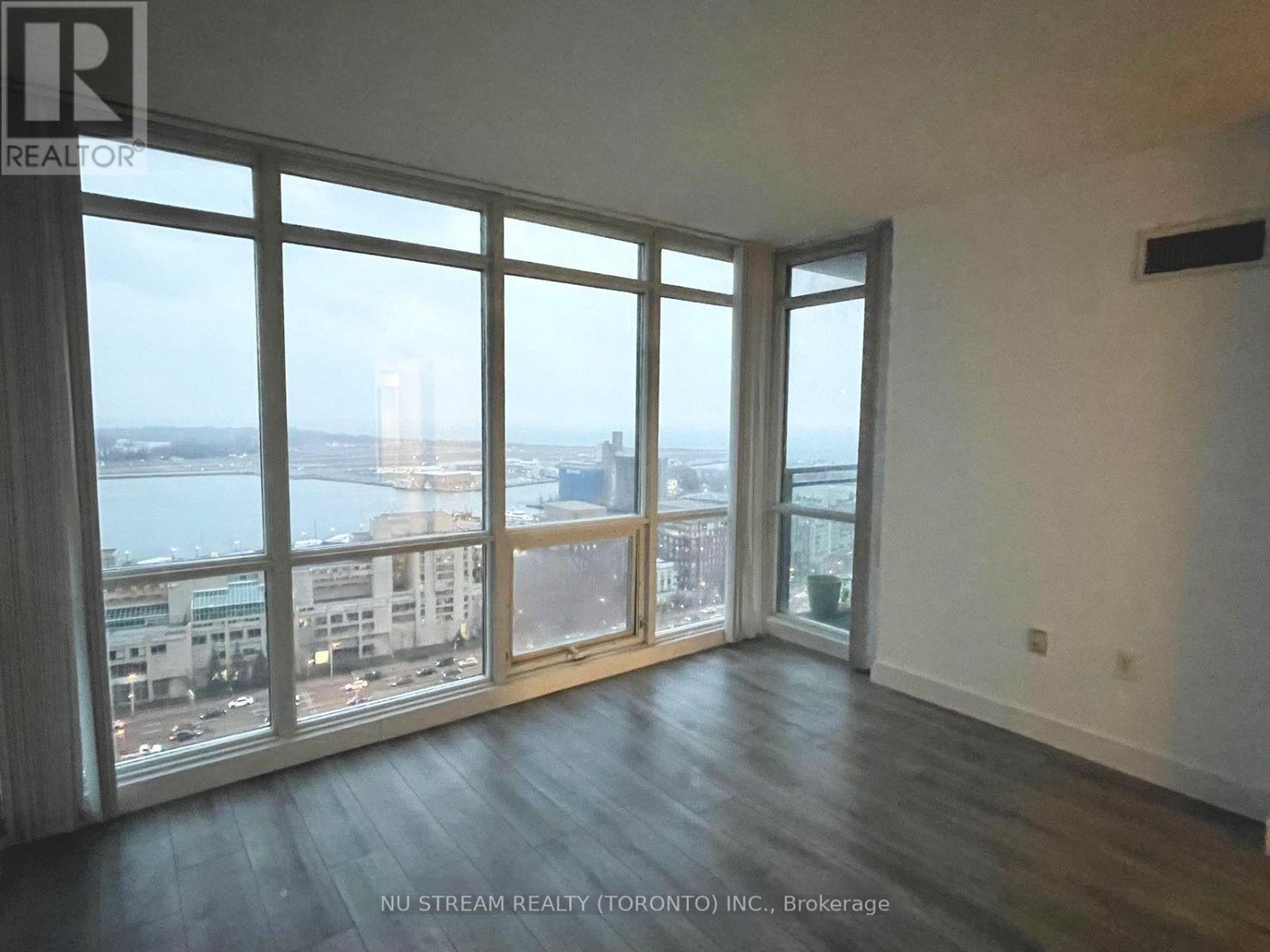 2912 - 15 Fort York Boulevard, Toronto, Ontario  M5V 3Y4 - Photo 8 - C12475128
