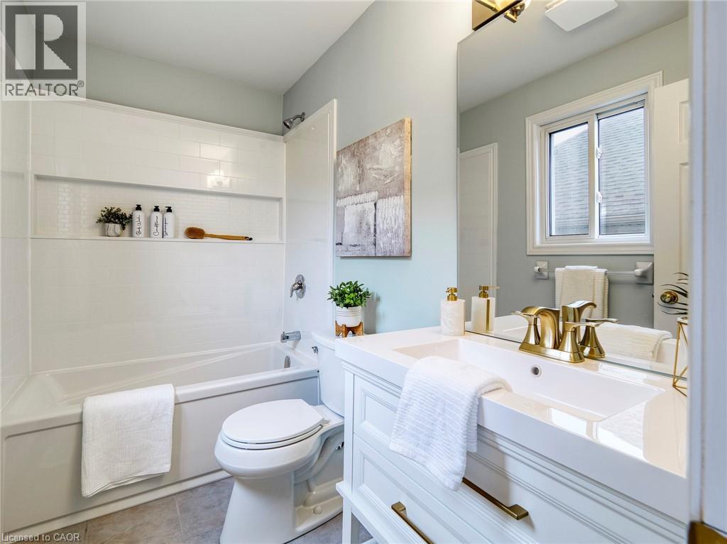 407 Woodrow Drive, Waterloo, Ontario  N2T 2V7 - Photo 17 - 40780867