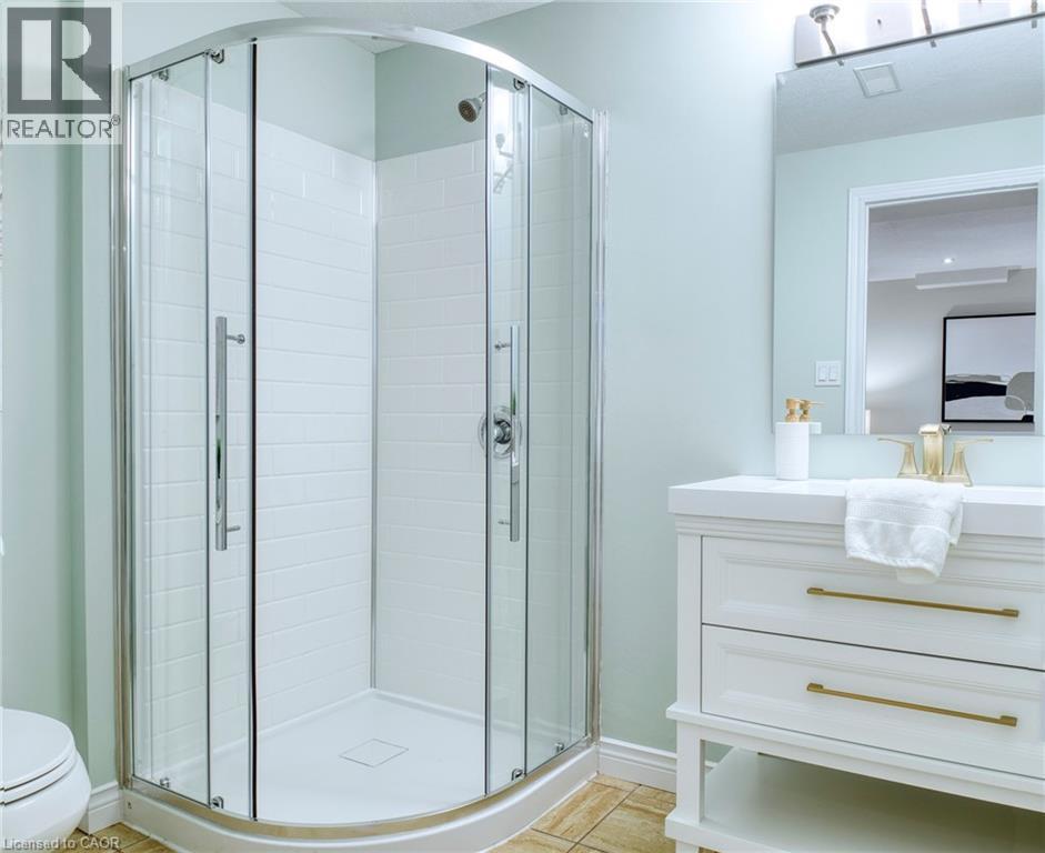 407 Woodrow Drive, Waterloo, Ontario  N2T 2V7 - Photo 38 - 40780867