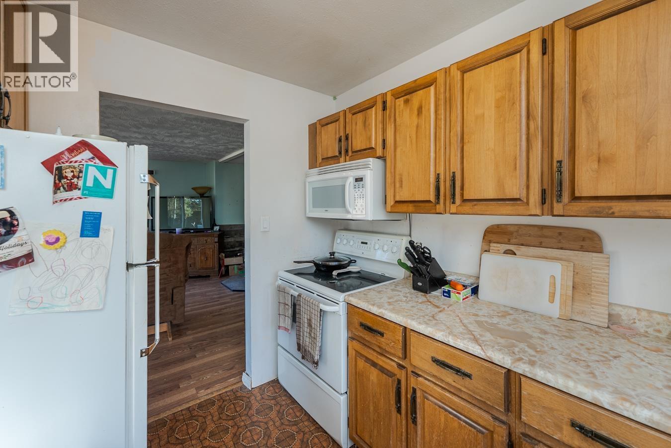 12195 Lower Mud River Road, Prince George, British Columbia  V2N 5C3 - Photo 13 - R3057482