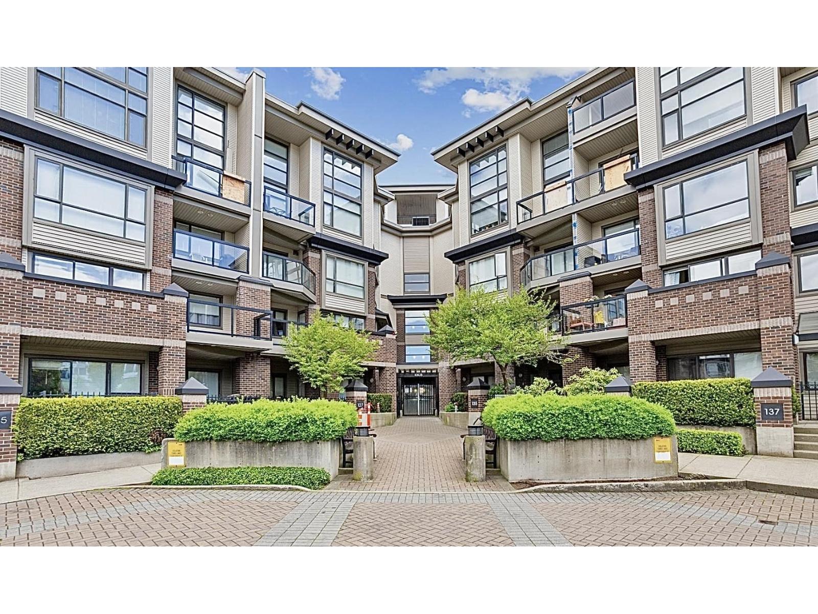 452 10838 CITY PARKWAY, Surrey, British Columbia