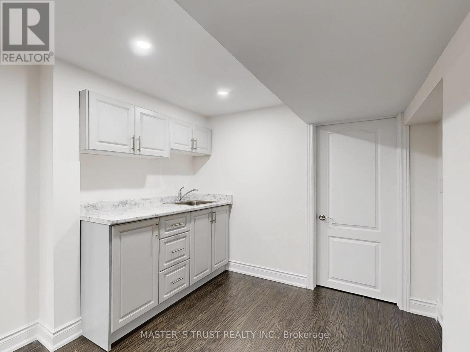 420 Ossington Avenue, Toronto, Ontario  M6J 3A7 - Photo 25 - C12475132