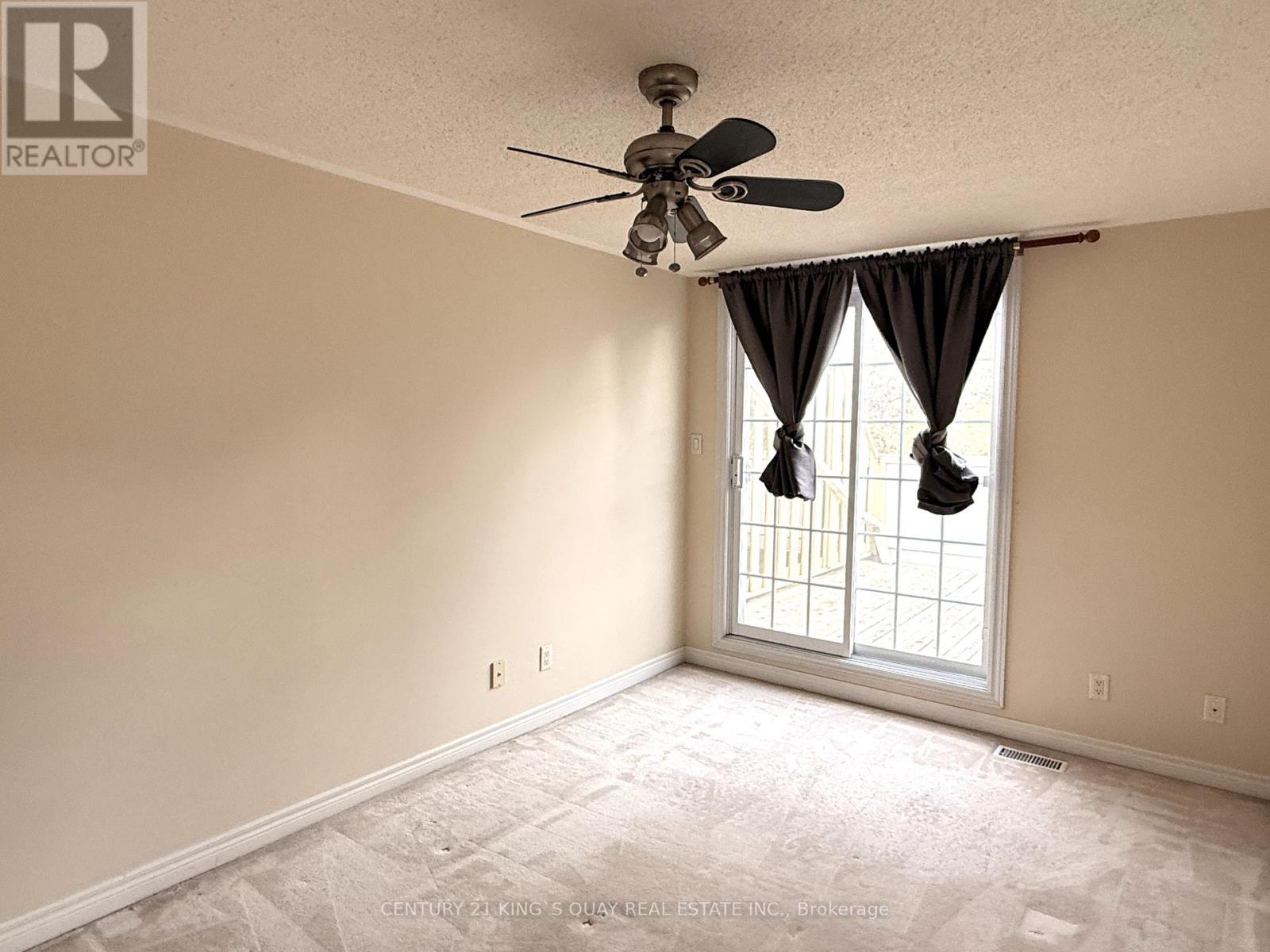 1 English Garden Way, Toronto, Ontario  M2M 4M4 - Photo 10 - C12475153