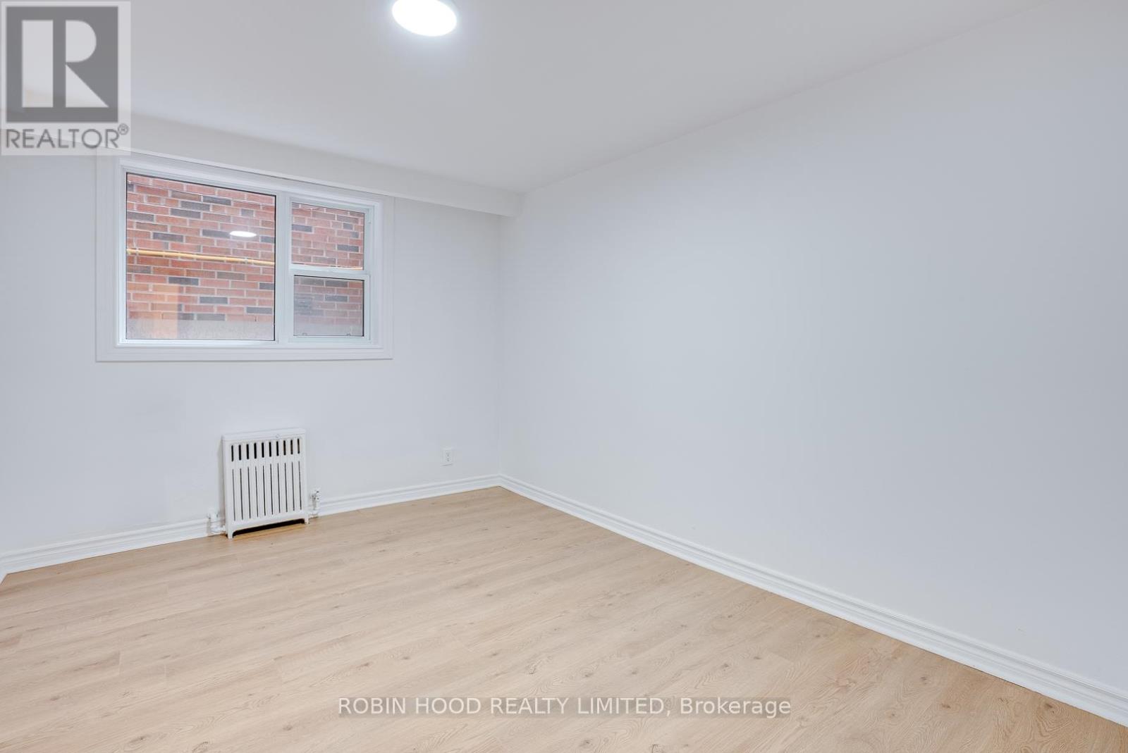 Ph1 - 104 Gloucester Grove, Toronto, Ontario  M6C 2A8 - Photo 6 - C12475155