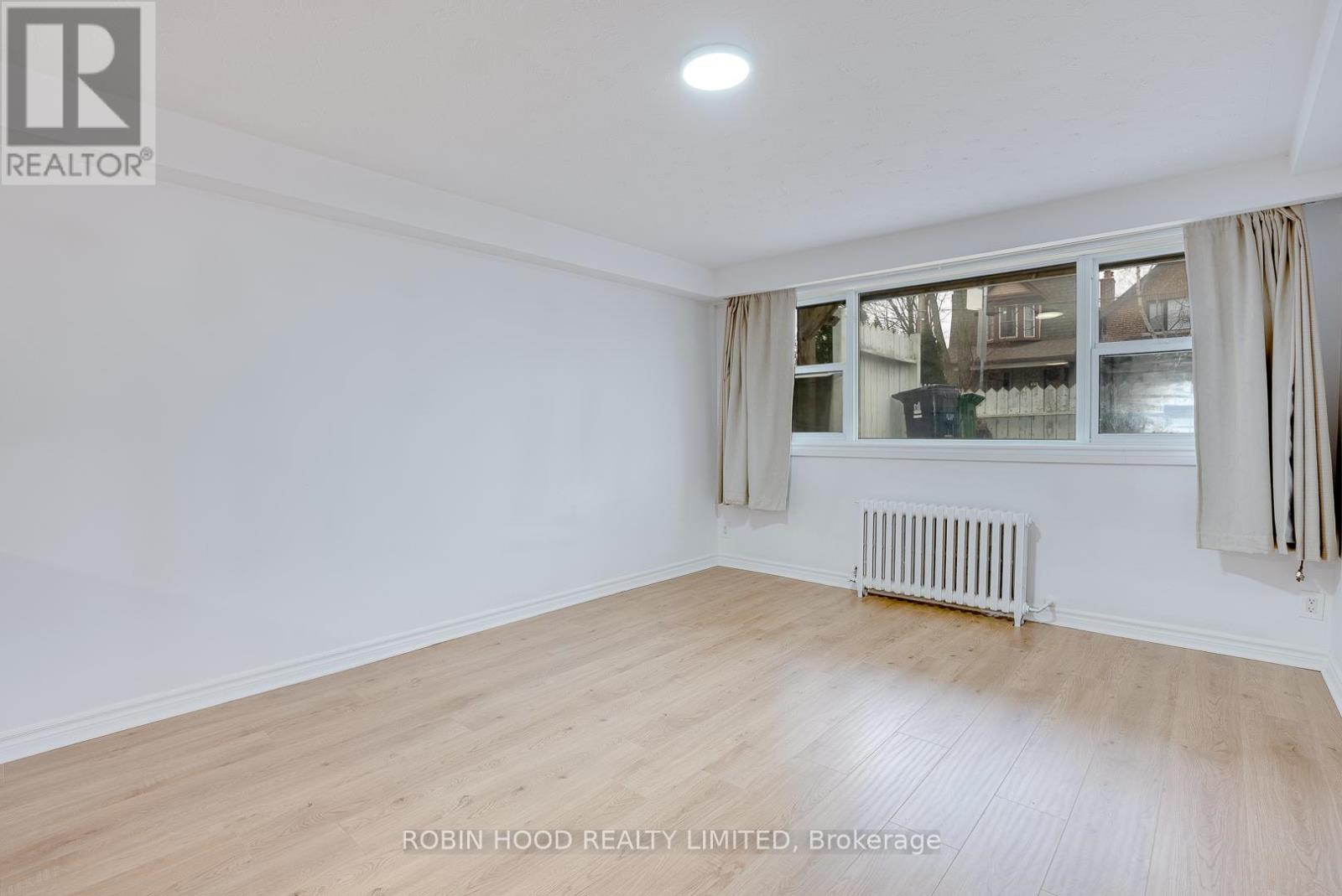 Ph1 - 104 Gloucester Grove, Toronto, Ontario  M6C 2A8 - Photo 7 - C12475155