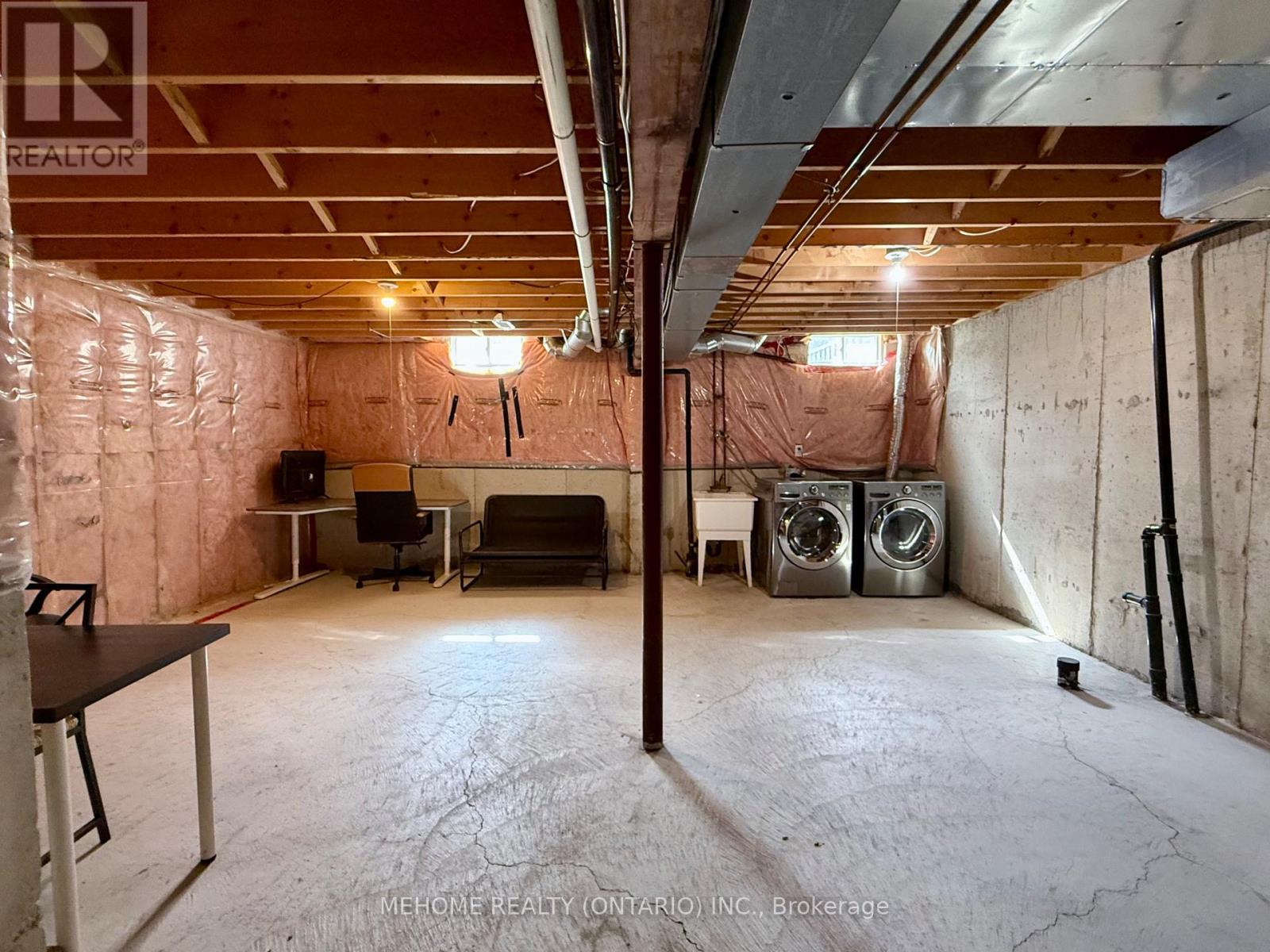 49 Selkirk Drive, Richmond Hill, Ontario  L4B 4S5 - Photo 21 - N12475118