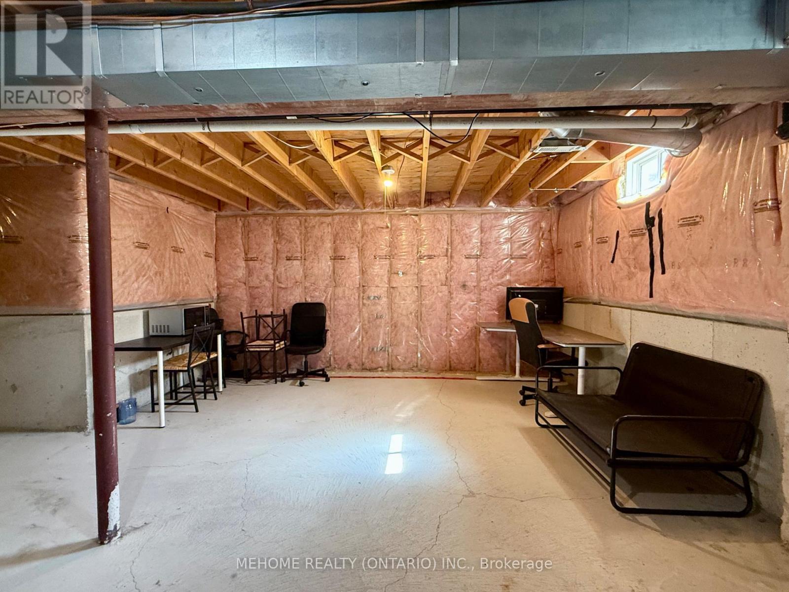 49 Selkirk Drive, Richmond Hill, Ontario  L4B 4S5 - Photo 22 - N12475118