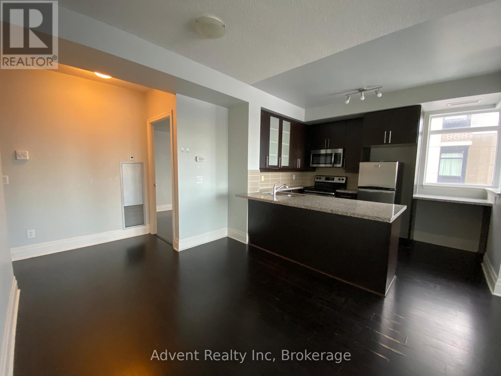 505 - 131 Upper Duke Crescent, Markham, Ontario  L6G 0C9 - Photo 4 - N12475121