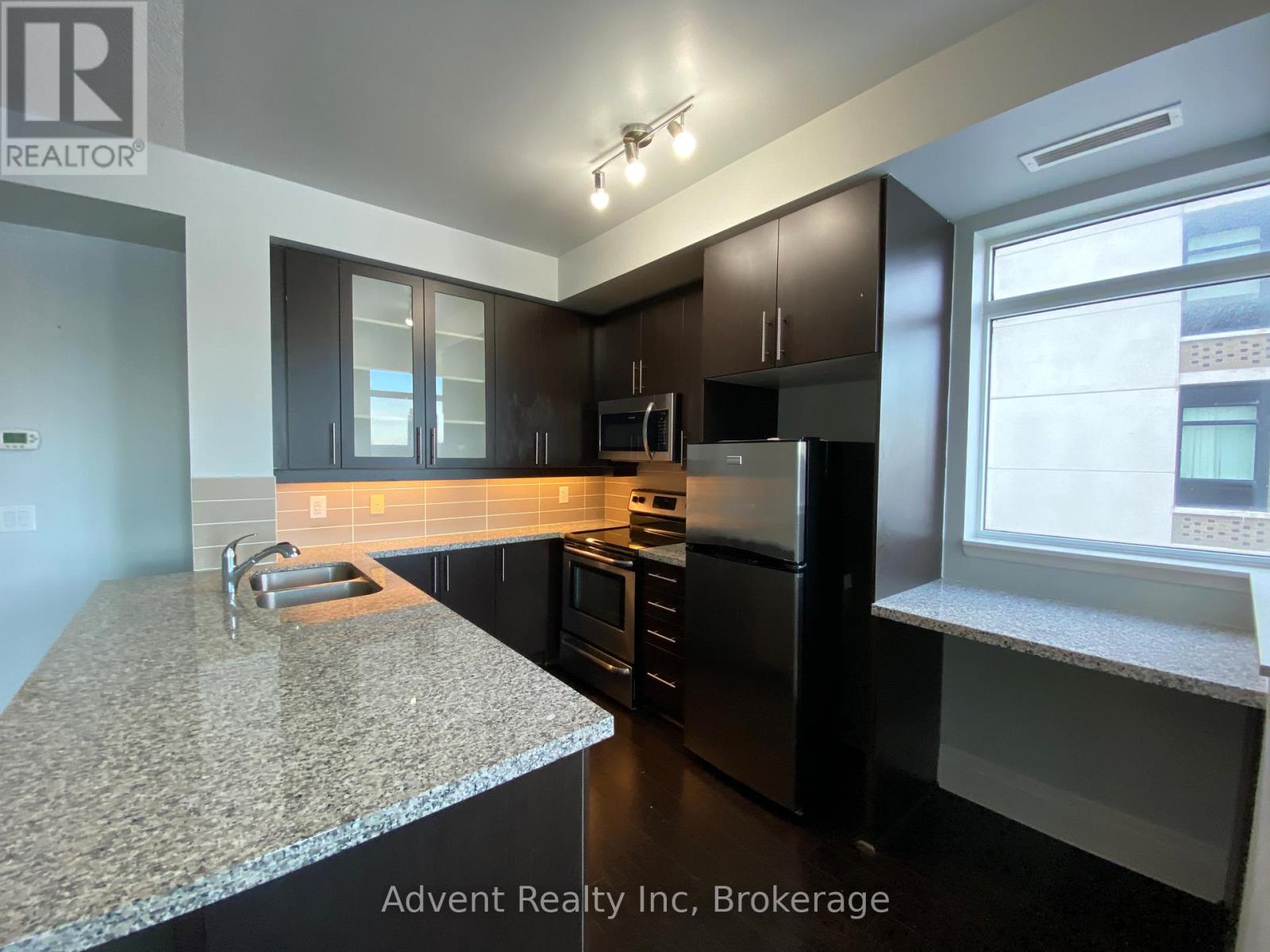 505 - 131 Upper Duke Crescent, Markham, Ontario  L6G 0C9 - Photo 5 - N12475121