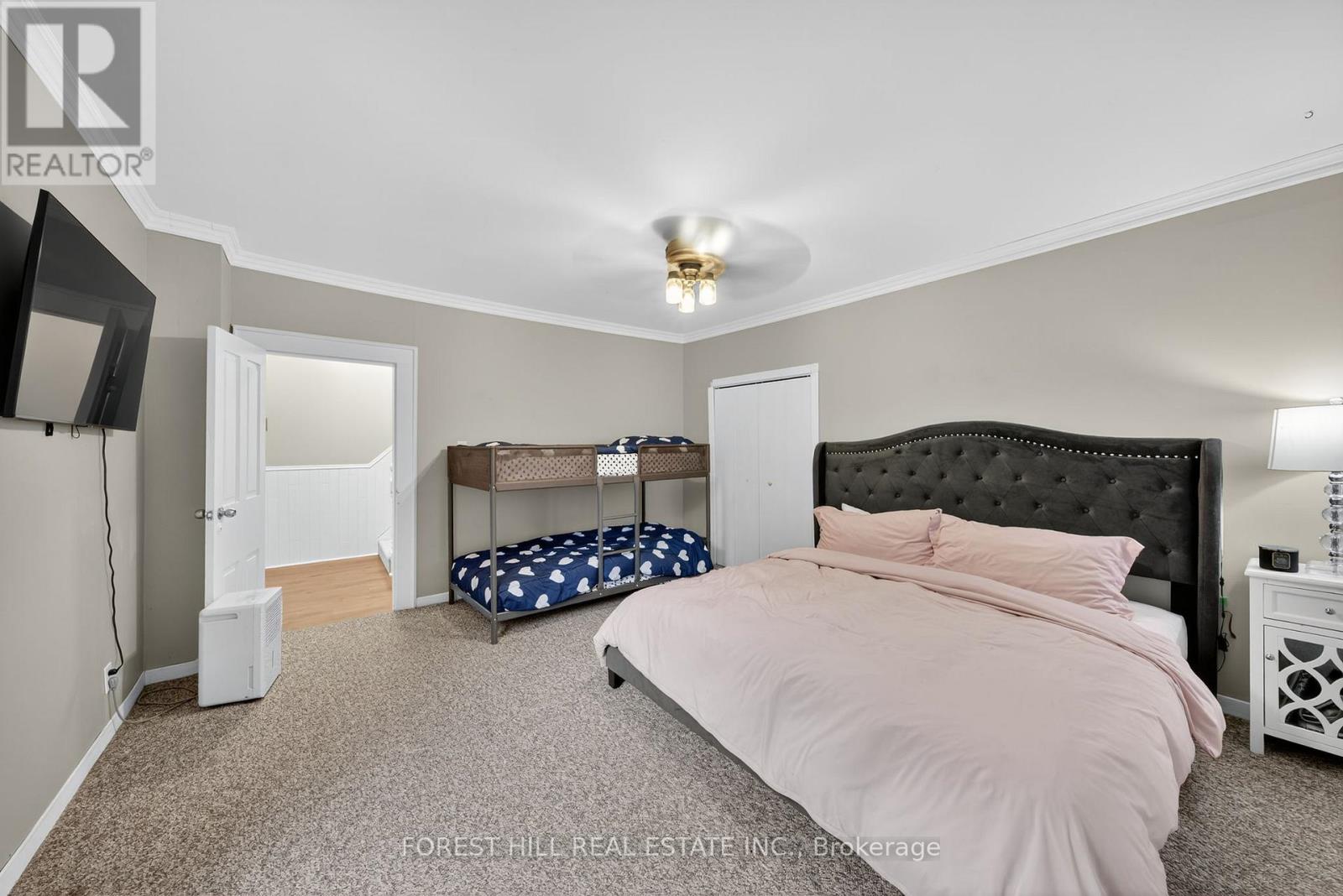 1031 Wisker Avenue, Innisfil, Ontario  L0L 1C0 - Photo 22 - N12475144
