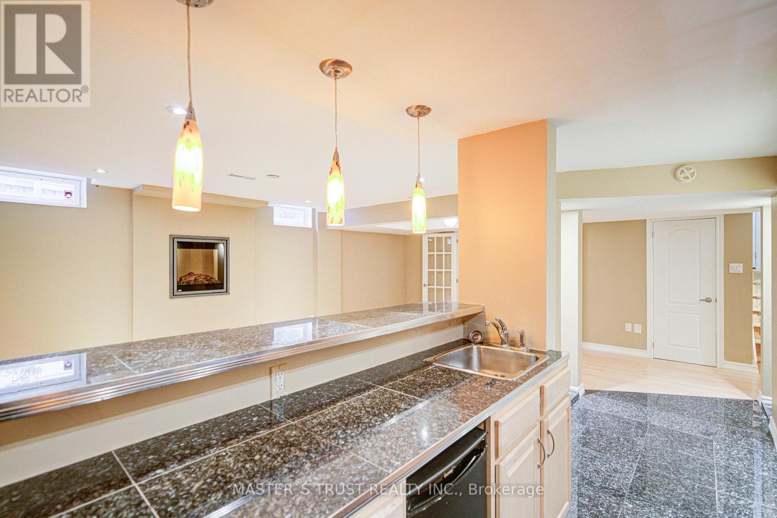 38 Jacobi Court, Vaughan (Patterson), Ontario  L4J 9H8 - Photo 31 - N12475175