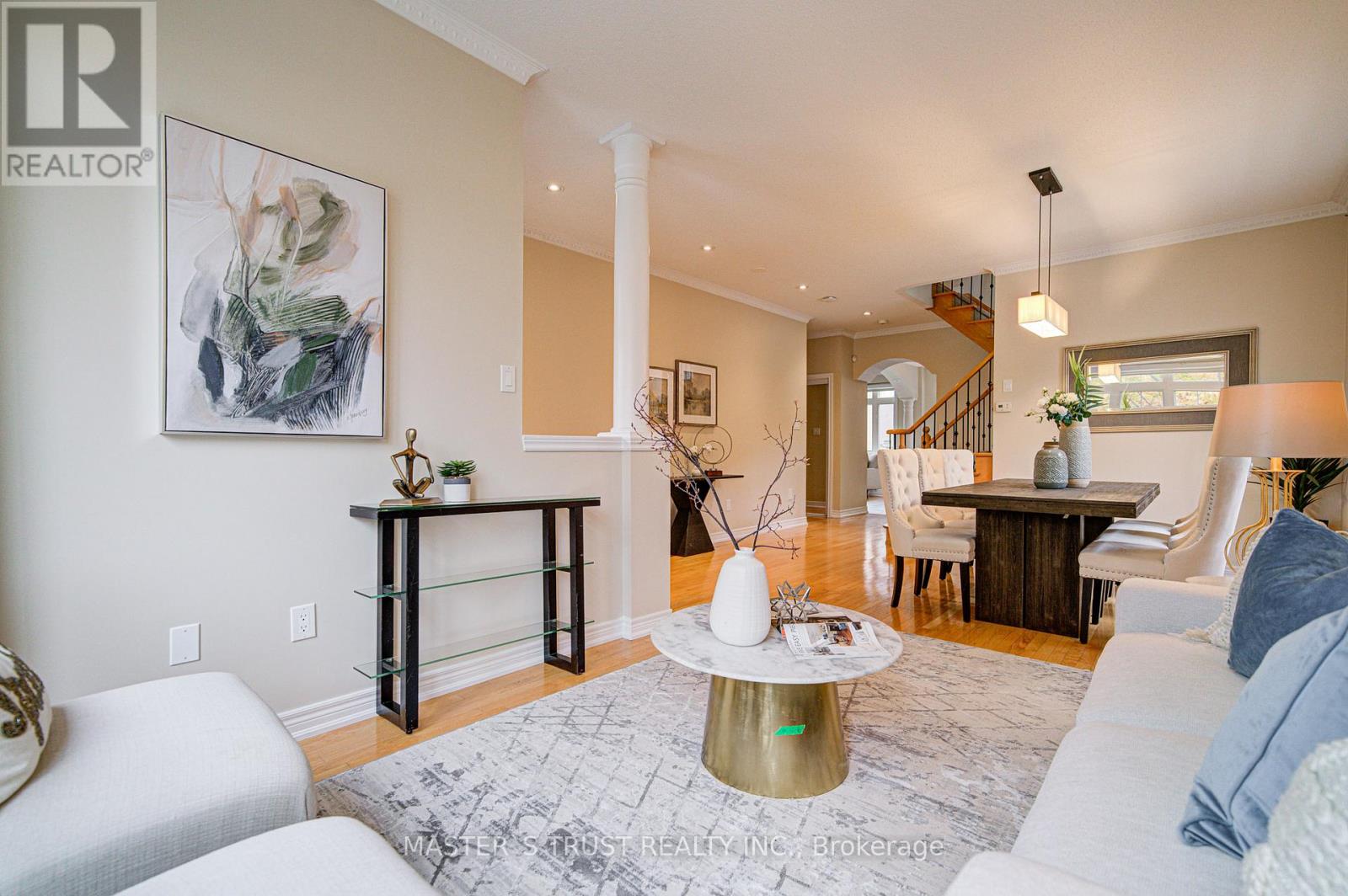 38 Jacobi Court, Vaughan (Patterson), Ontario  L4J 9H8 - Photo 8 - N12475175