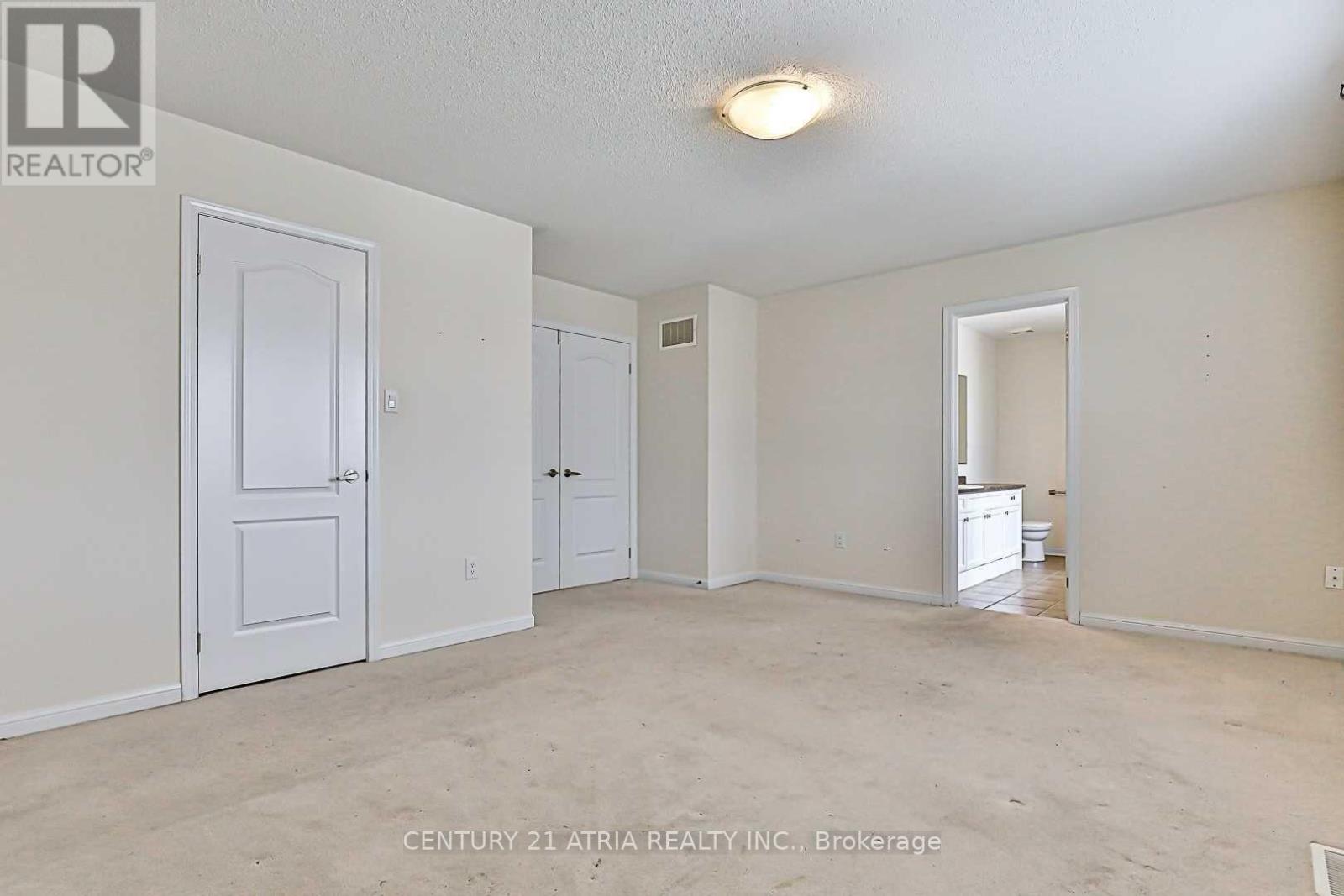 338 Carlissa Run, Newmarket, Ontario  L3X 3J9 - Photo 16 - N12475181