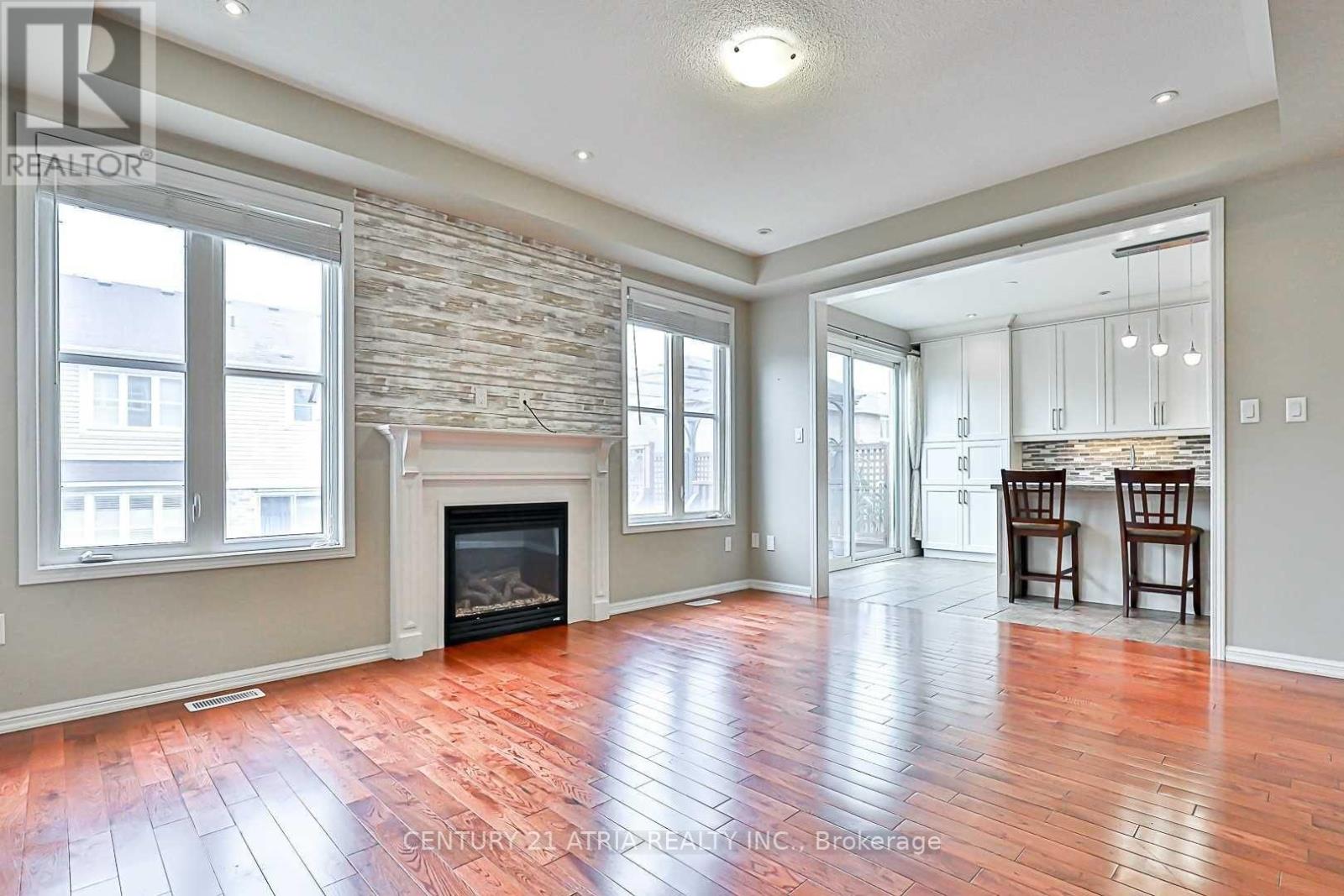 338 Carlissa Run, Newmarket, Ontario  L3X 3J9 - Photo 6 - N12475181