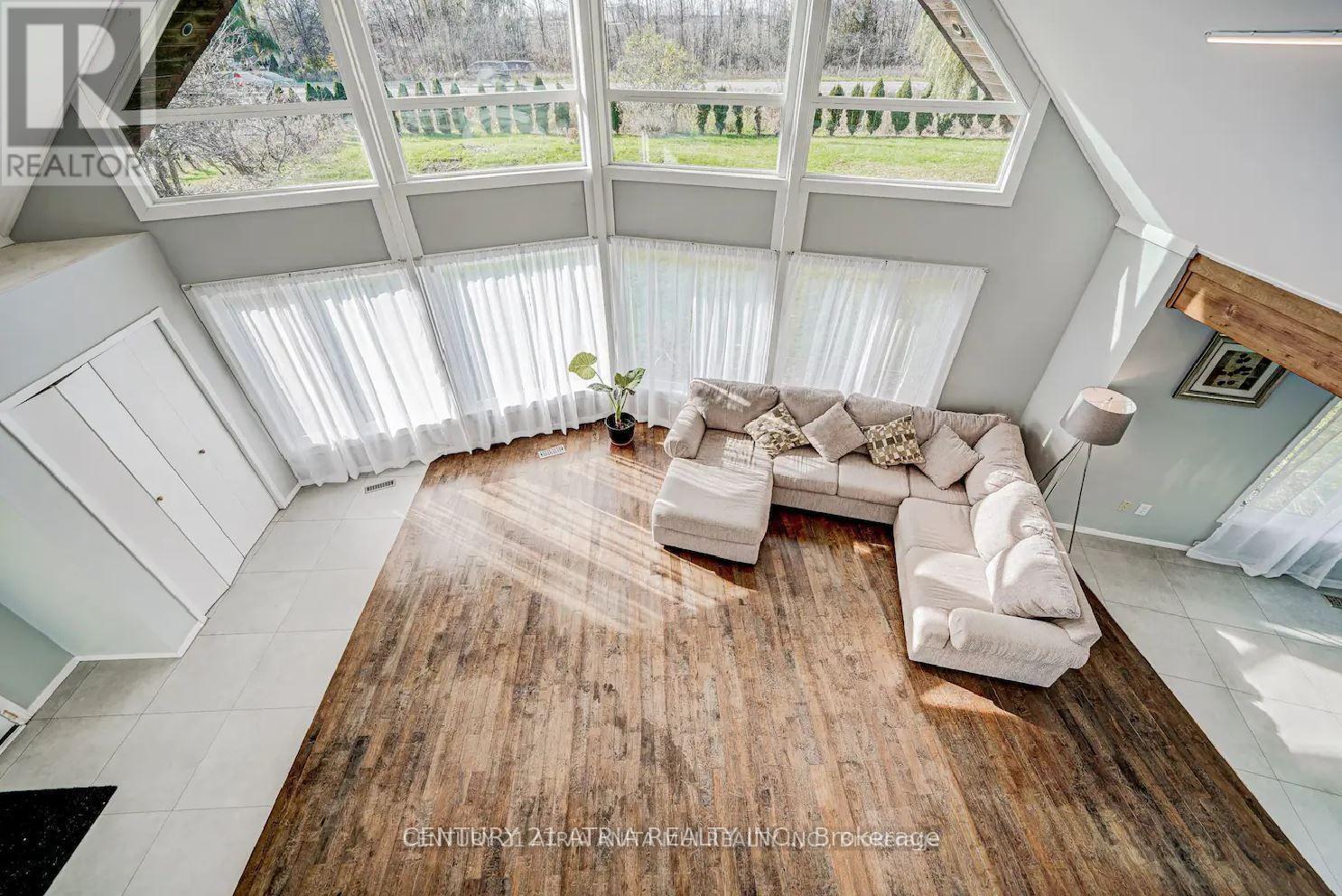 5268 Bethesda Side Road, Whitchurch-Stouffville, Ontario  L4A 3A2 - Photo 25 - N12475188