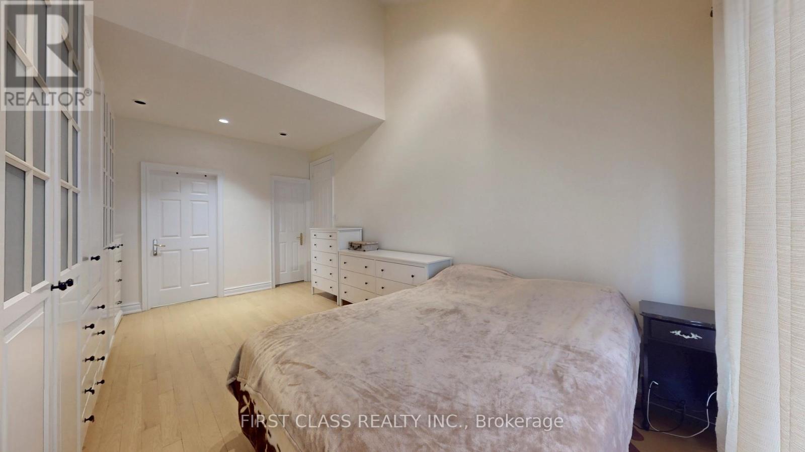 116 Kinloch Crescent, Vaughan (Maple), Ontario  L6A 2E9 - Photo 22 - N12475190