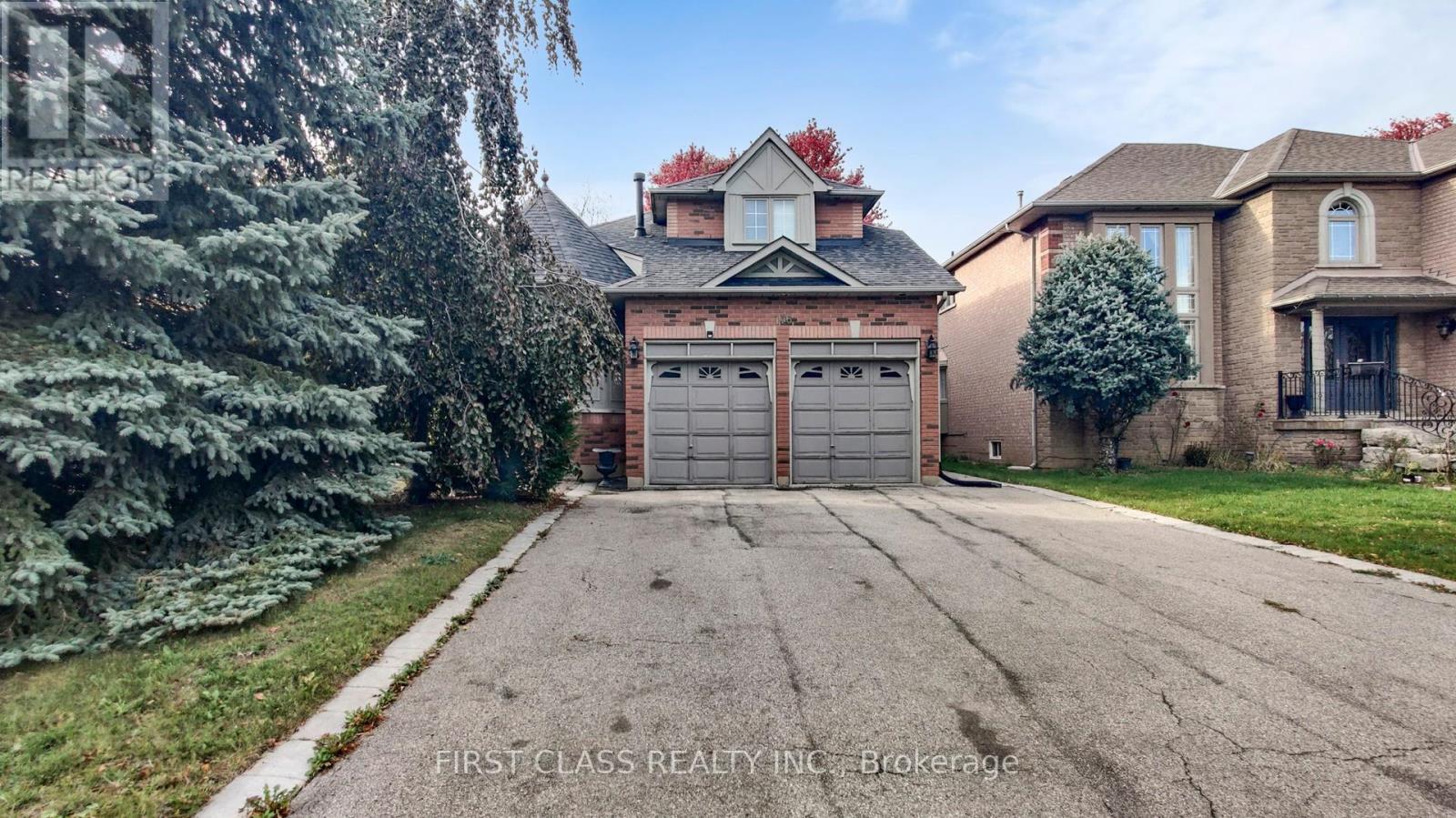 116 Kinloch Crescent, Vaughan (Maple), Ontario  L6A 2E9 - Photo 3 - N12475190