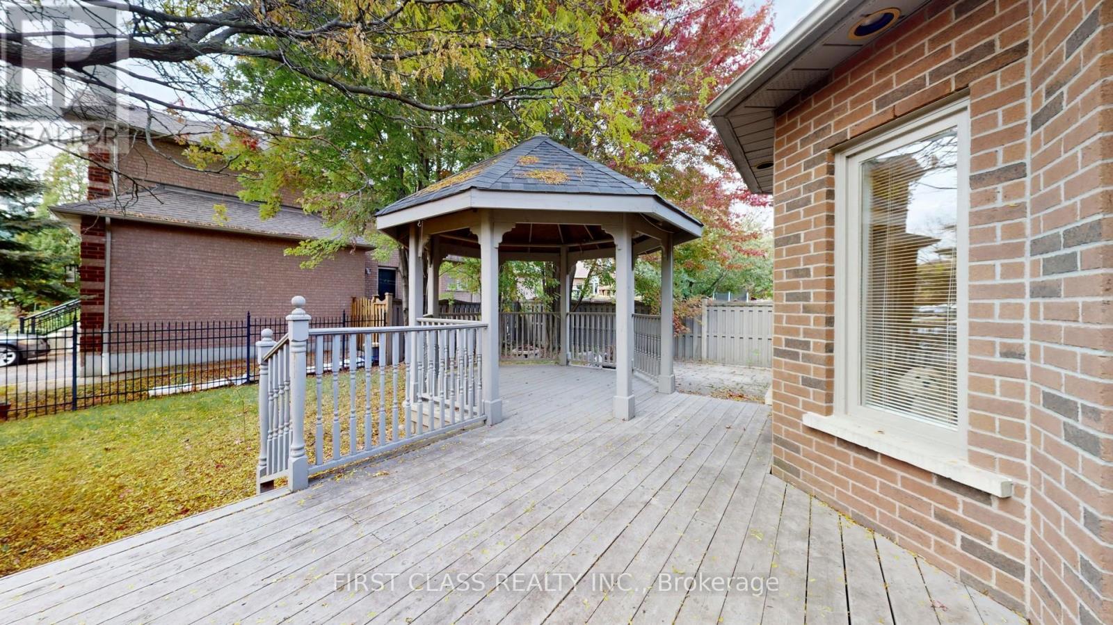 116 Kinloch Crescent, Vaughan (Maple), Ontario  L6A 2E9 - Photo 38 - N12475190