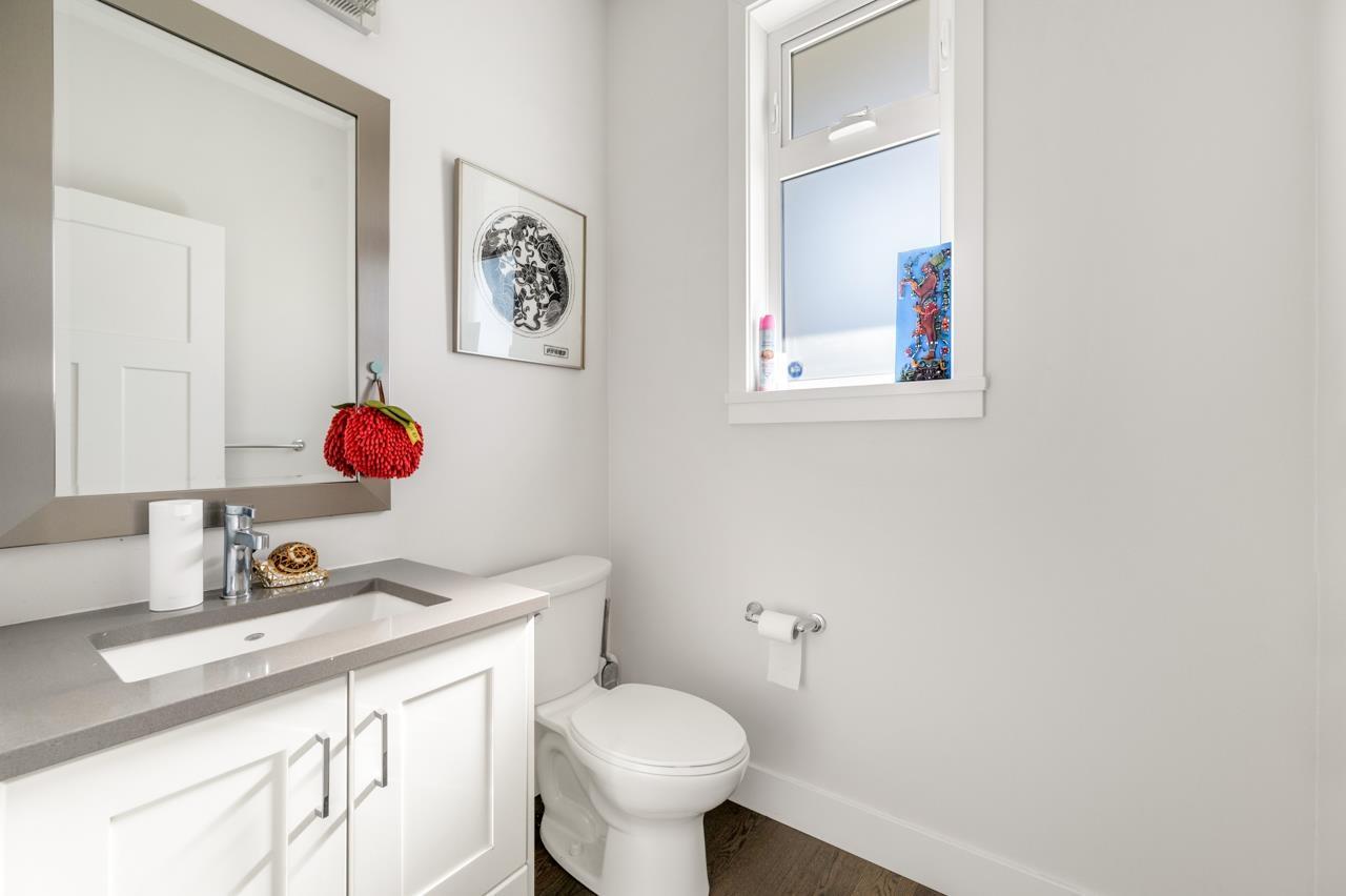 16509 25 Avenue, Surrey, British Columbia  V3Z 0S2 - Photo 3 - R3058398