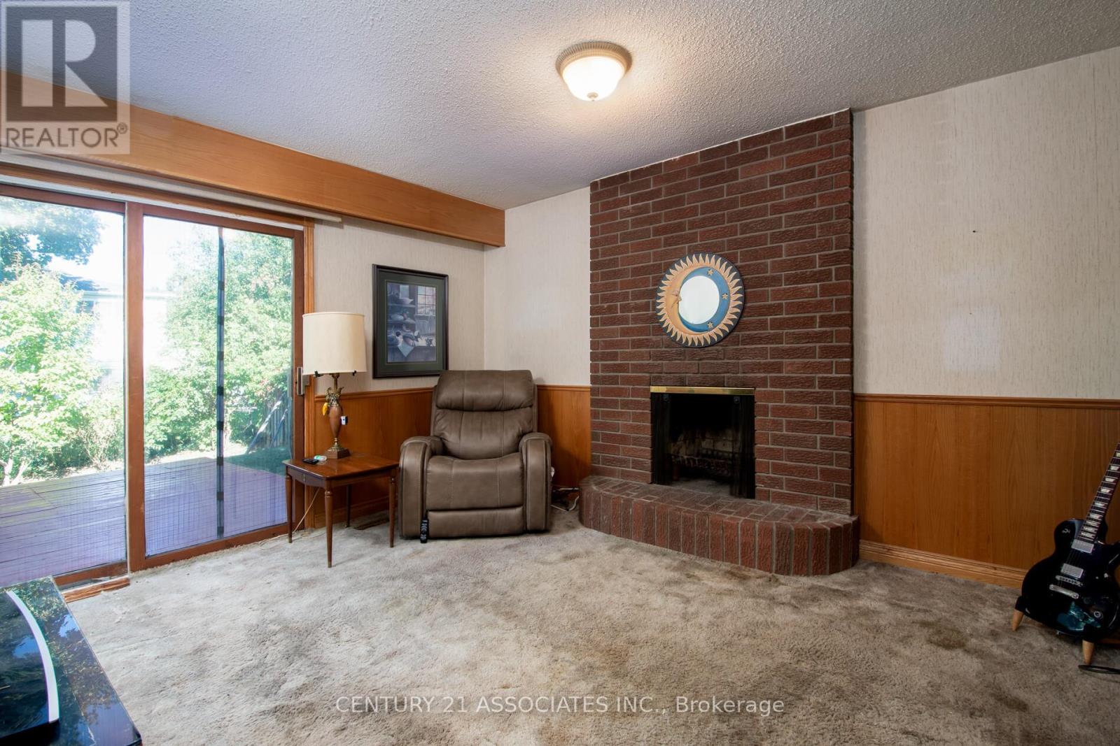 120 Elgin Drive, Brampton, Ontario  L6Y 2E8 - Photo 13 - W12475136