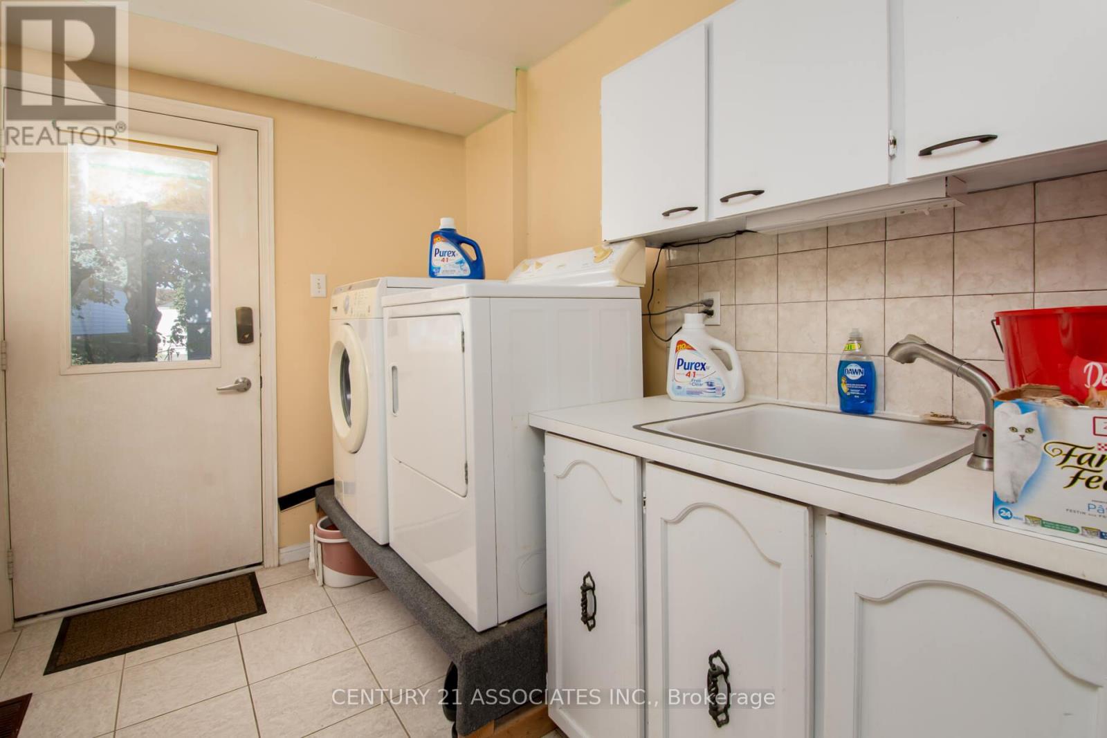 120 Elgin Drive, Brampton, Ontario  L6Y 2E8 - Photo 16 - W12475136