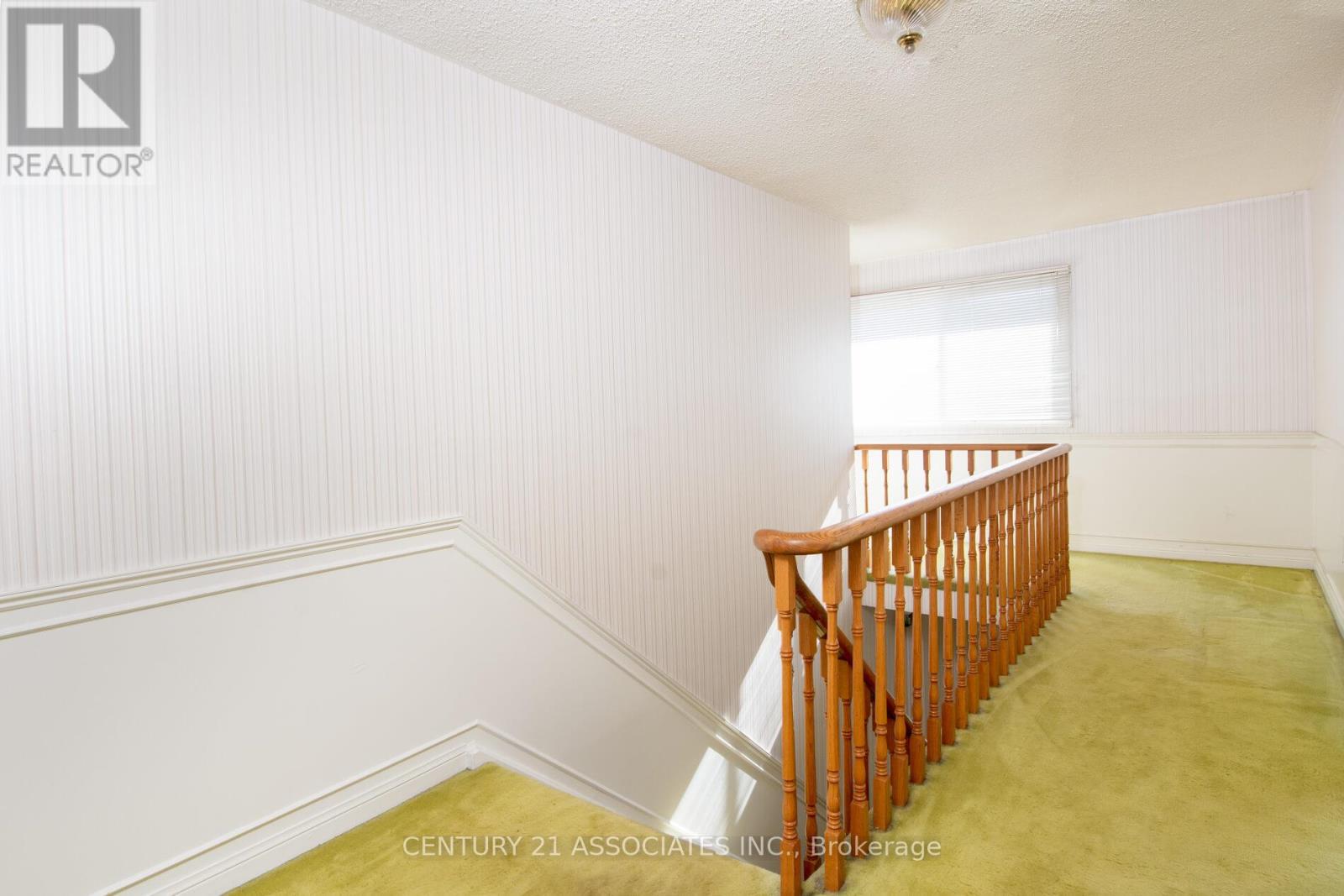 120 Elgin Drive, Brampton, Ontario  L6Y 2E8 - Photo 17 - W12475136