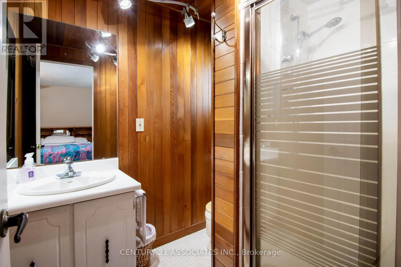 120 Elgin Drive, Brampton, Ontario  L6Y 2E8 - Photo 20 - W12475136