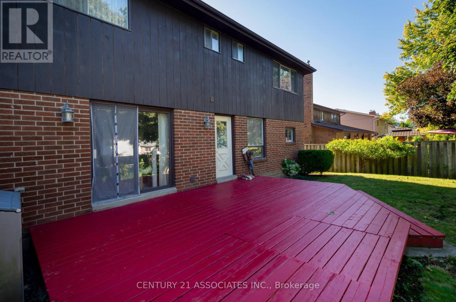 120 Elgin Drive, Brampton, Ontario  L6Y 2E8 - Photo 28 - W12475136