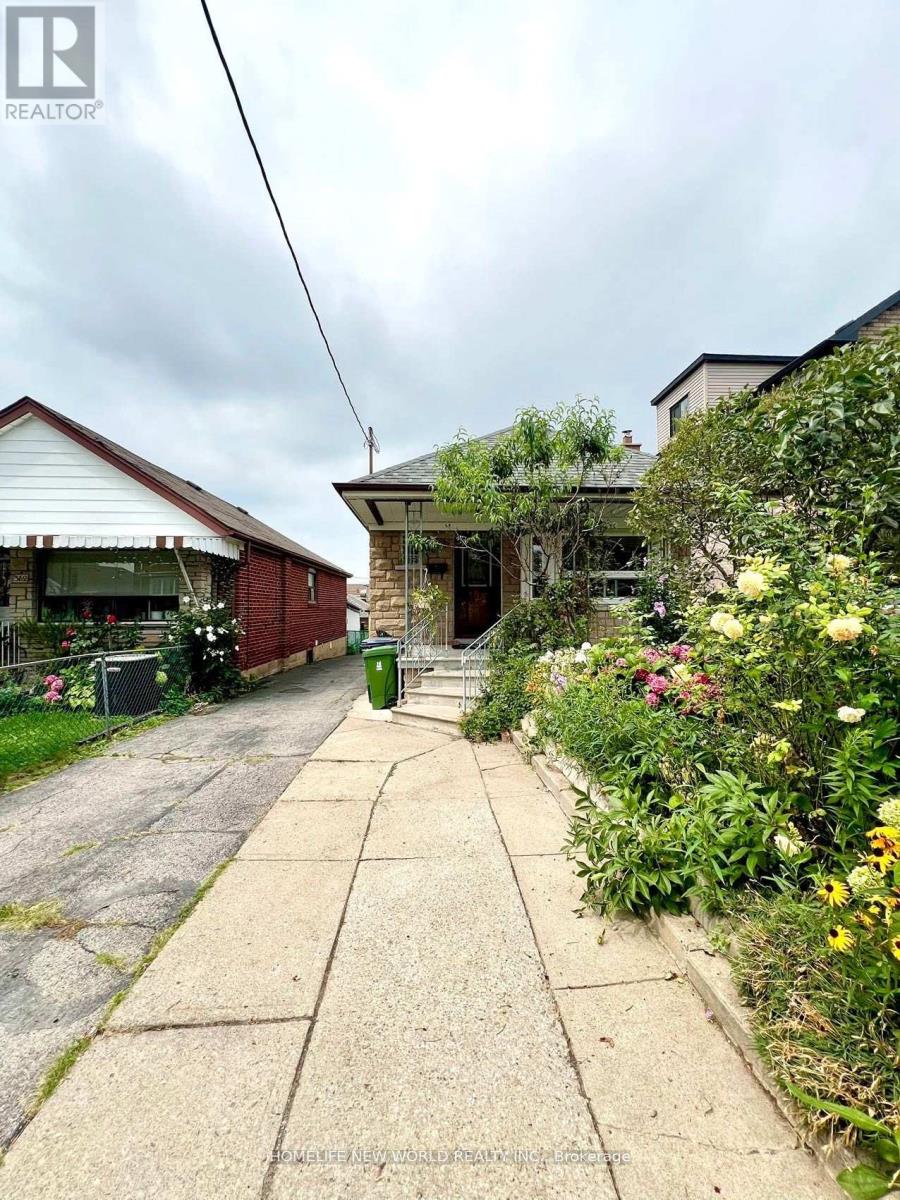 UPPER - 354 KANE AVENUE, Toronto, Ontario