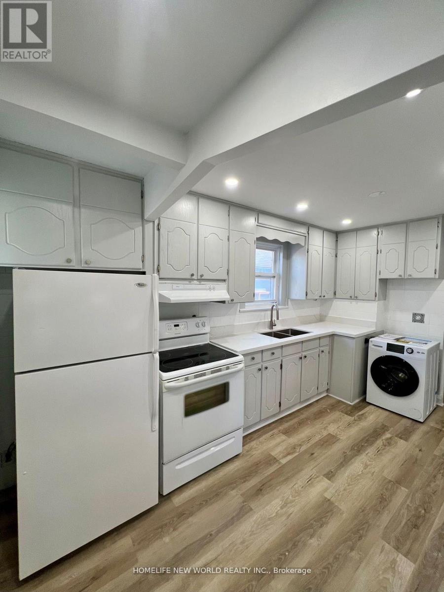 Upper - 354 Kane Avenue, Toronto, Ontario  M6M 3P4 - Photo 6 - W12475149