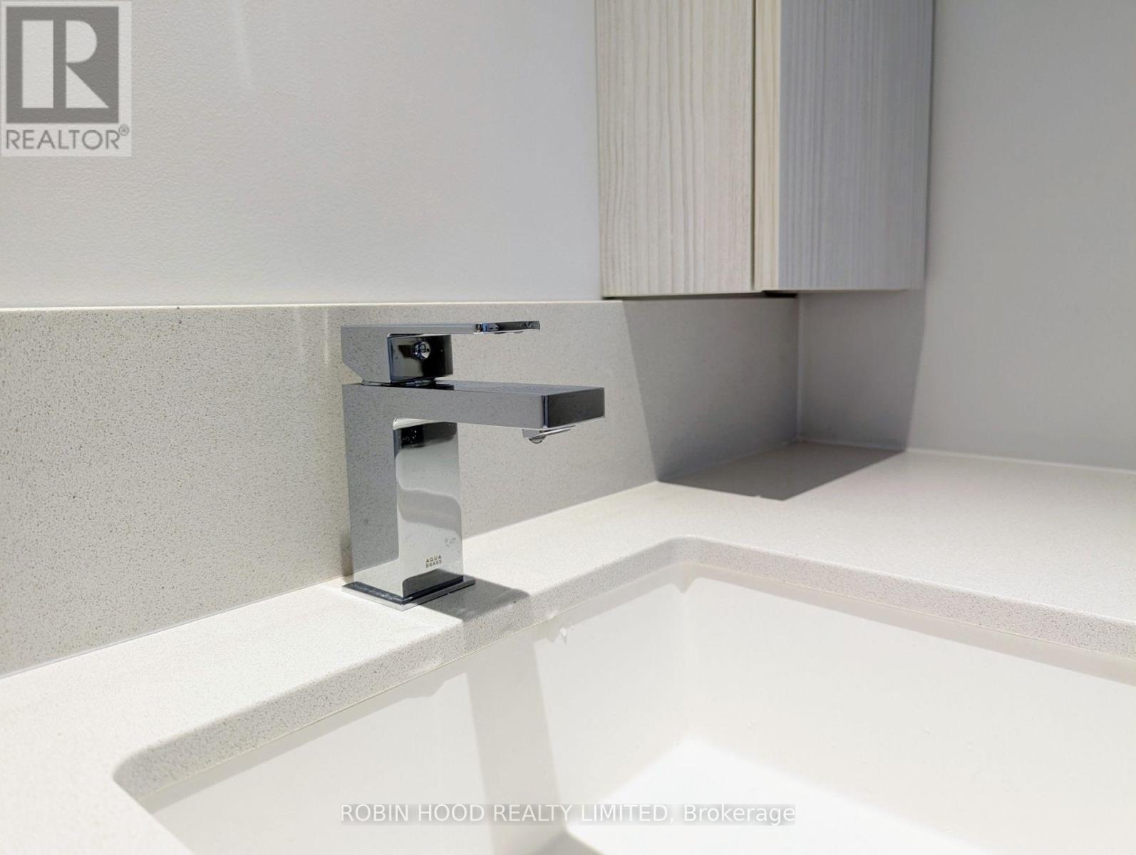 4612 - 3900 Confederation Parkway, Mississauga, Ontario  L5B 0M3 - Photo 10 - W12475151