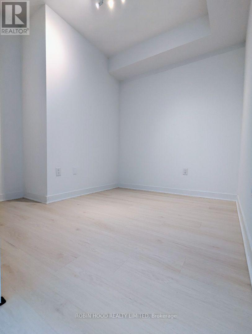 4612 - 3900 Confederation Parkway, Mississauga, Ontario  L5B 0M3 - Photo 17 - W12475151