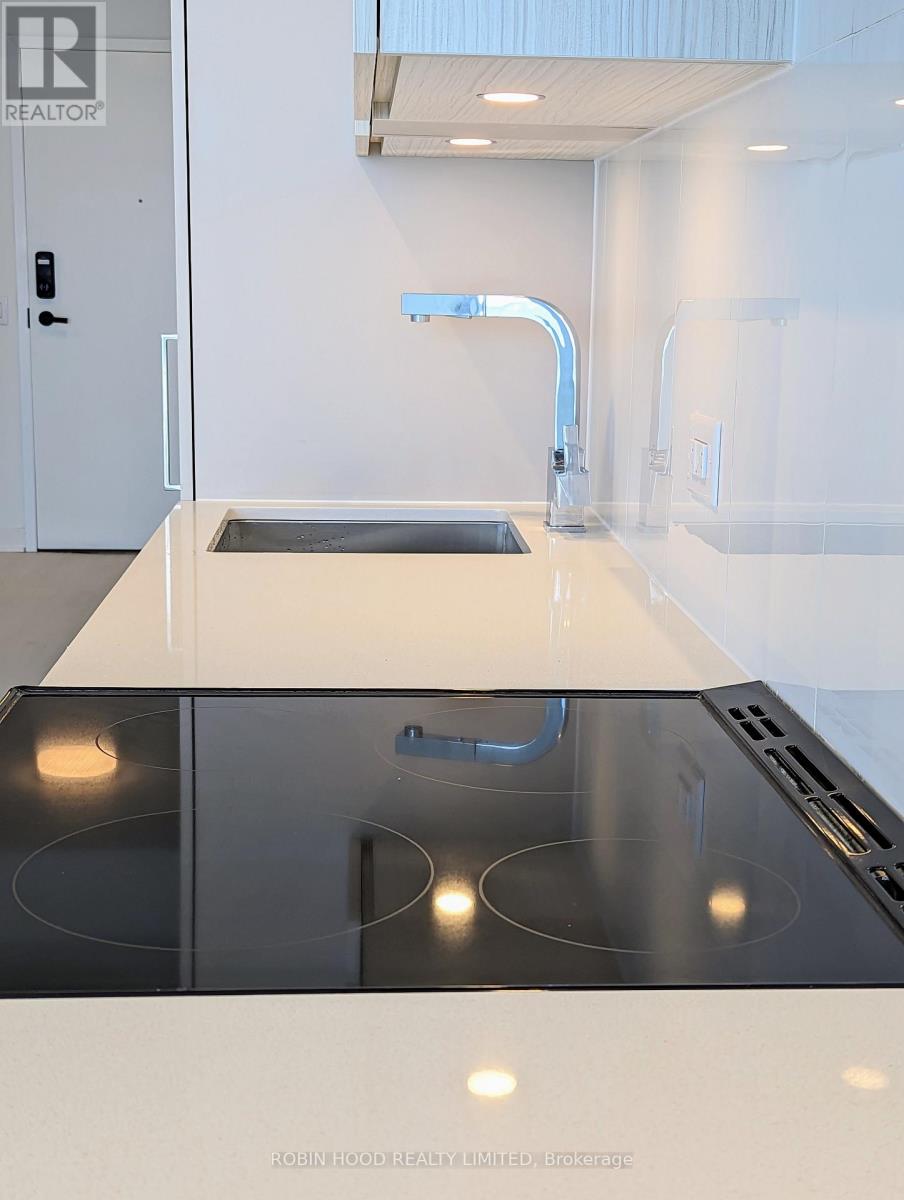 4612 - 3900 Confederation Parkway, Mississauga, Ontario  L5B 0M3 - Photo 4 - W12475151