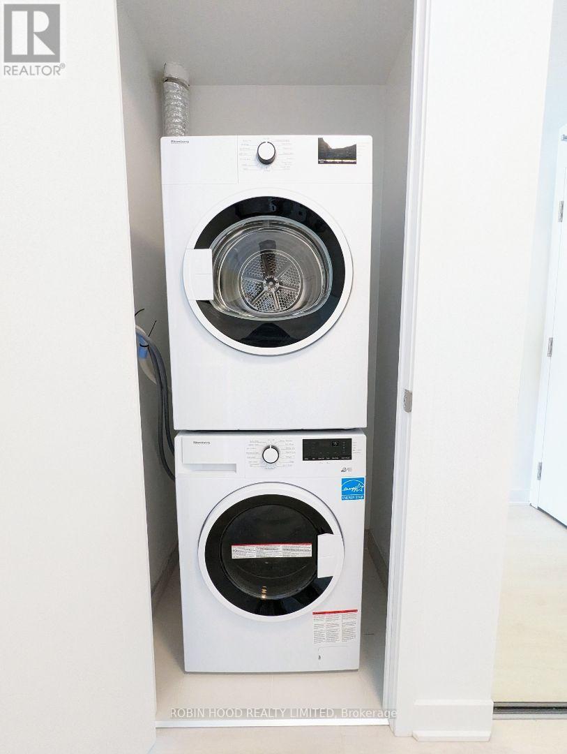 4612 - 3900 Confederation Parkway, Mississauga, Ontario  L5B 0M3 - Photo 7 - W12475151