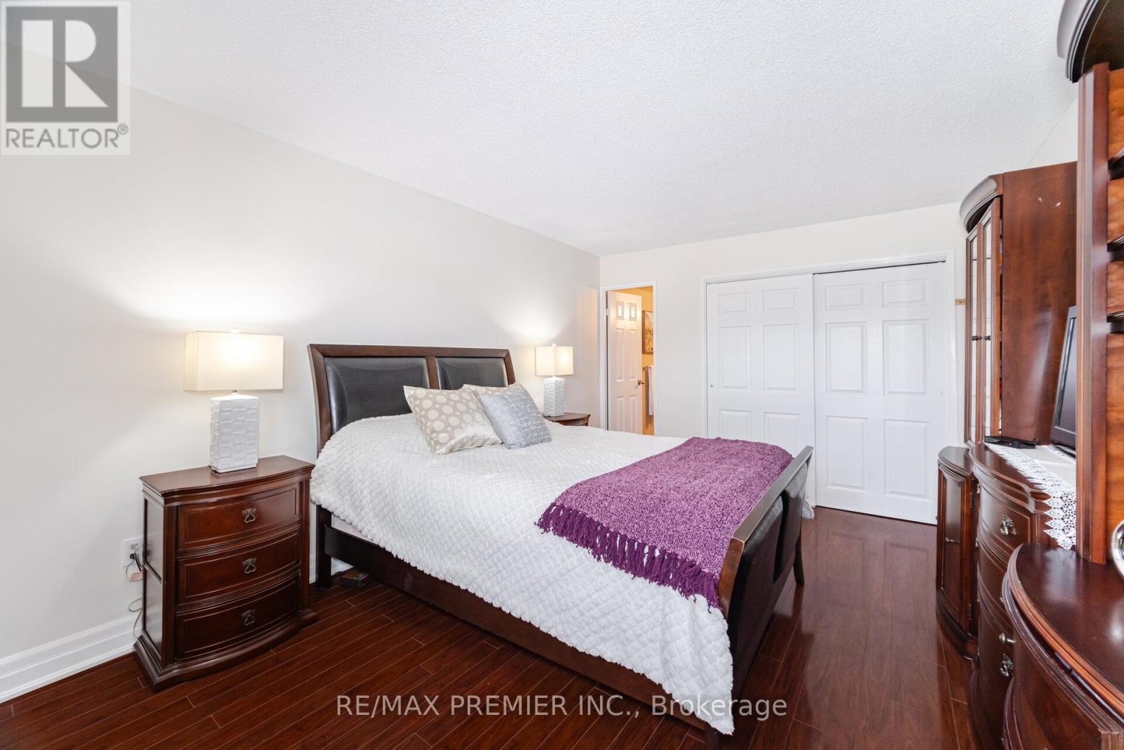 1905 - 270 Scarlett Road, Toronto, Ontario  M6N 4X7 - Photo 18 - W12475164